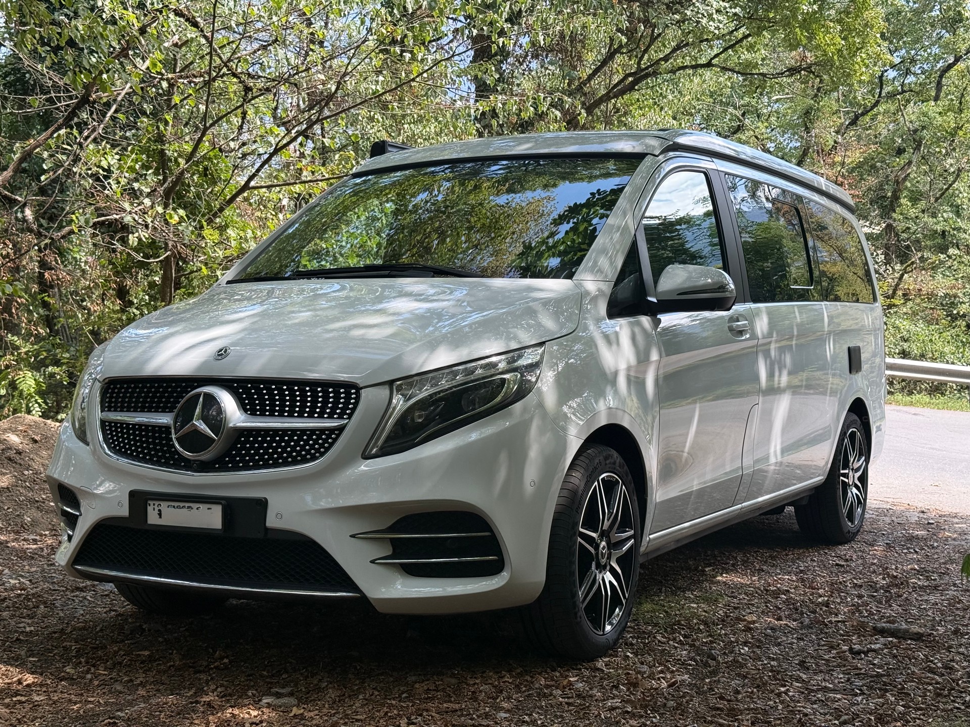 MERCEDES-BENZ 300 d-image-0