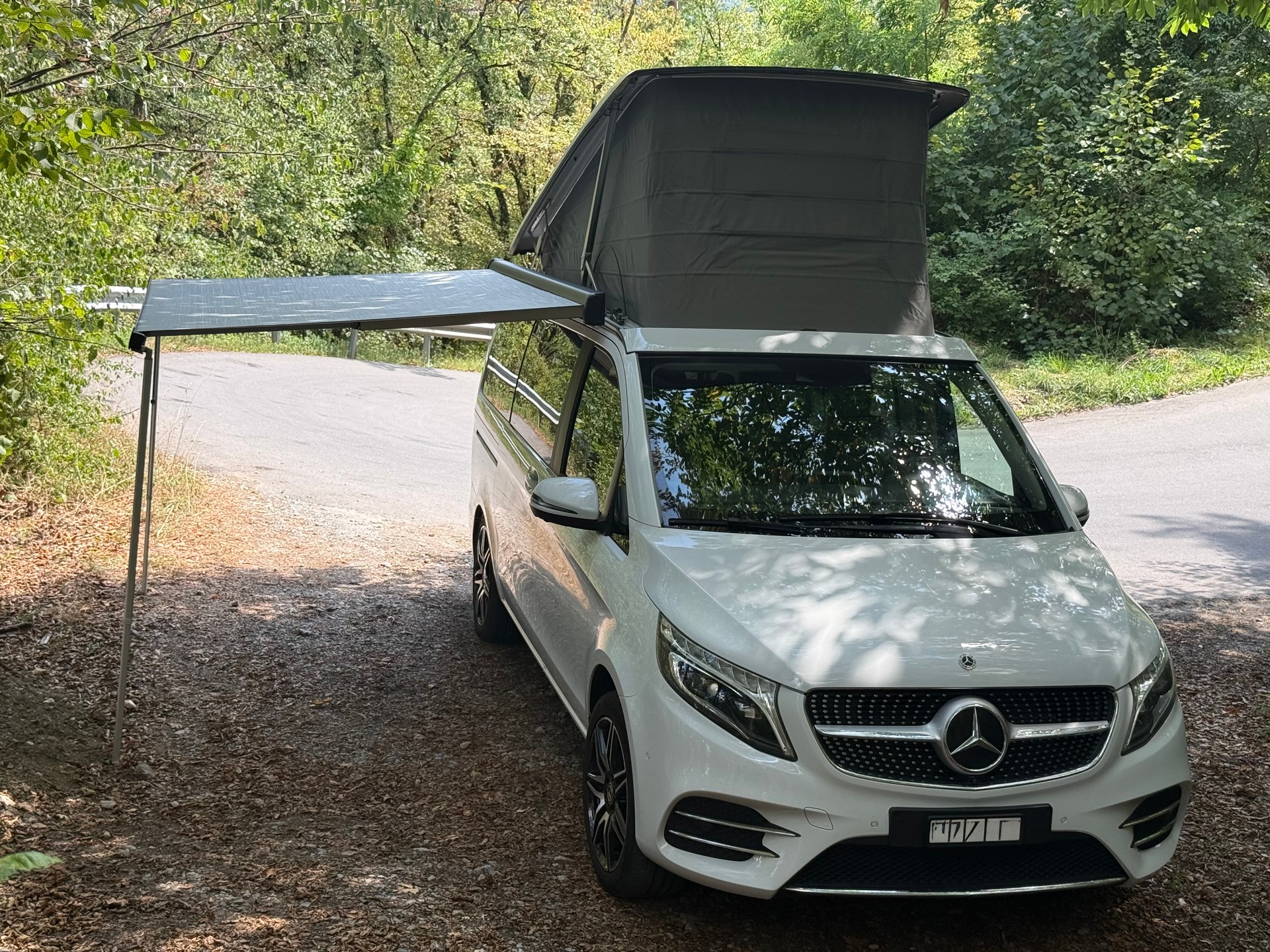 MERCEDES-BENZ 300 d-image-12