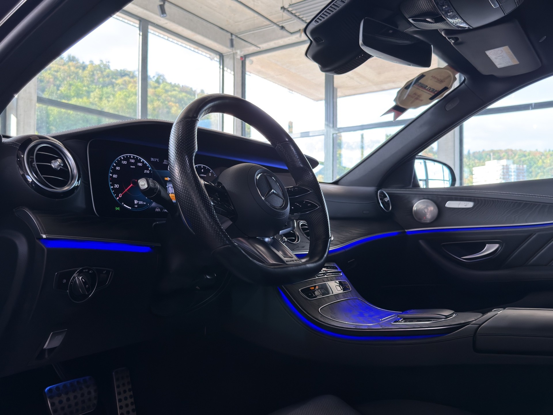 MERCEDES-BENZ AMG E 53 4Matic+ Speedshift 9G-TCT*Frisch ab MFK,1 Jahr oder 20000km Garantie auf Motor und Getriebe inkl.*-image-18