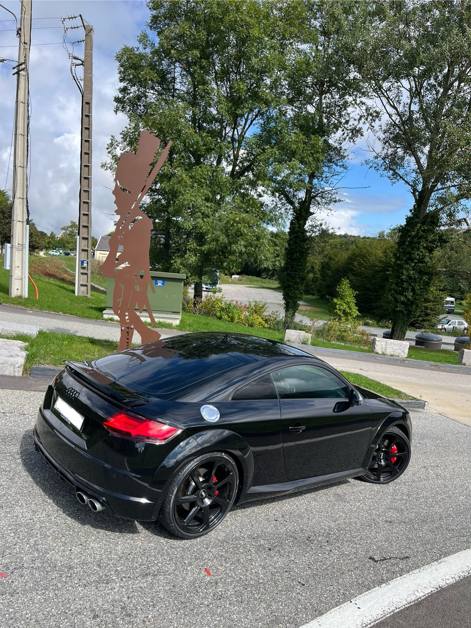 AUDI 2.0 TFSI quattro S-Tronic-image-2