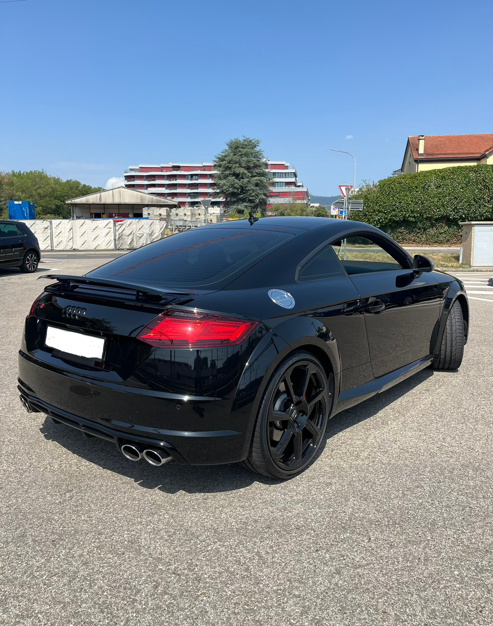AUDI 2.0 TFSI quattro S-Tronic-image-1