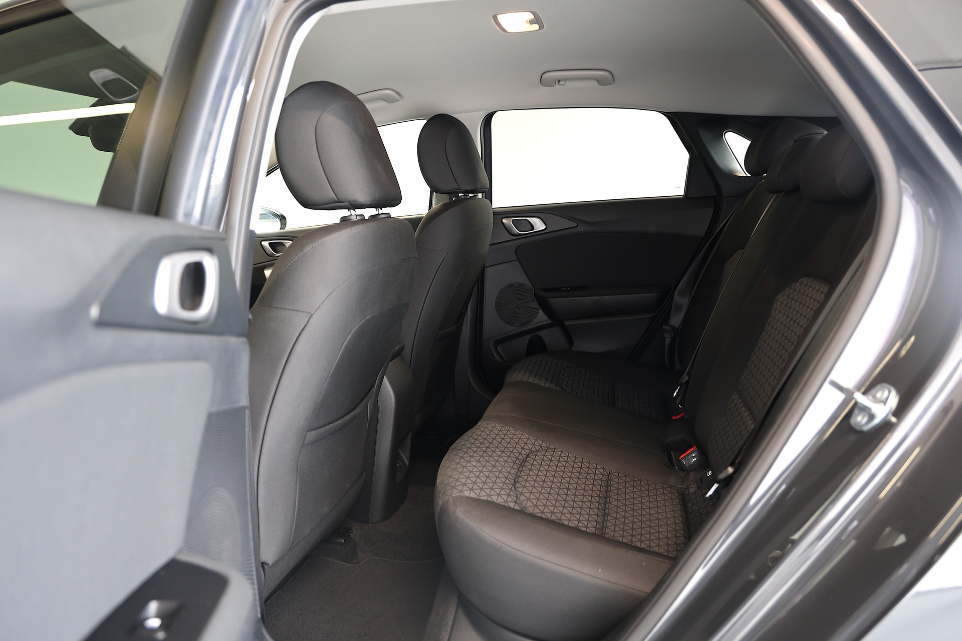 KIA Ceed 1.5 T-GDi Power-image-15