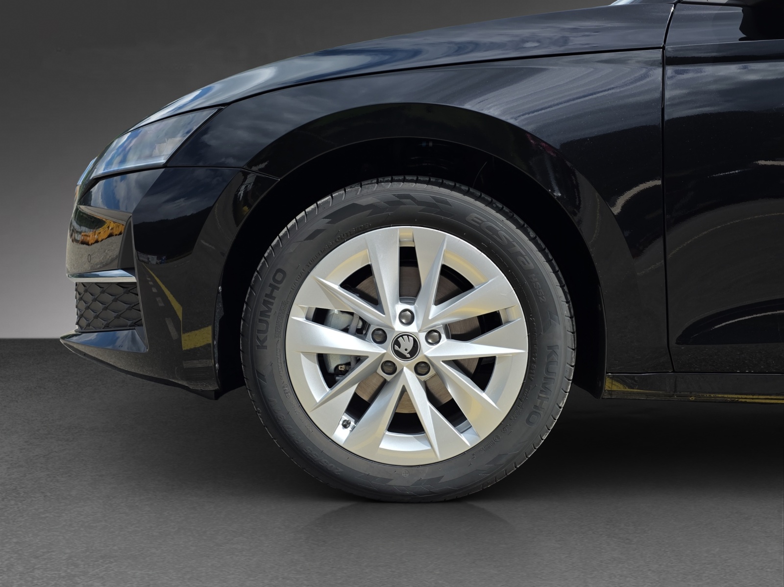 SKODA Octavia Combi 2.0 TSI DSG Selection 4x4-image-10