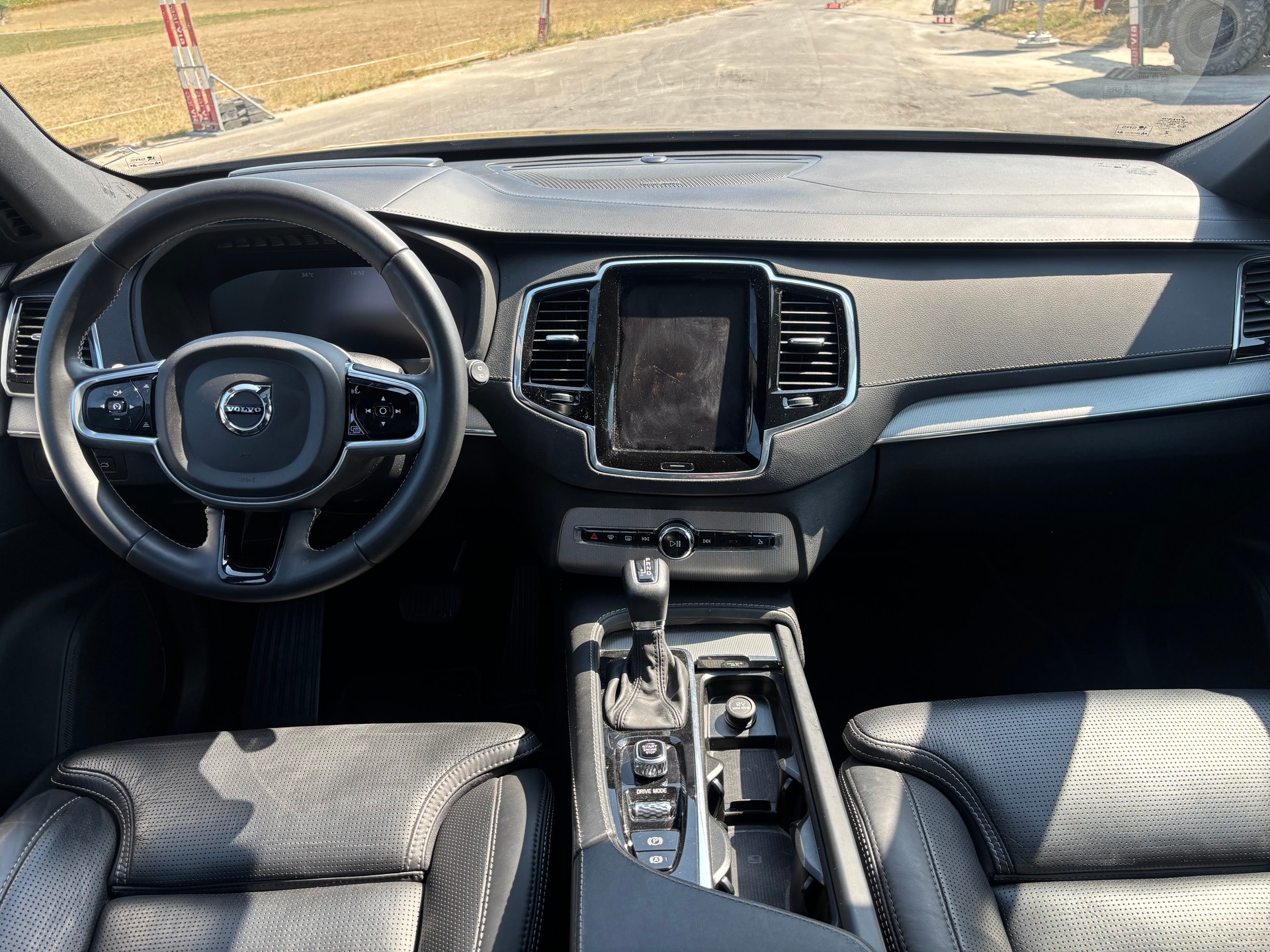 VOLVO XC90 2.0 T5 Inscription 7P. AWD-image-3