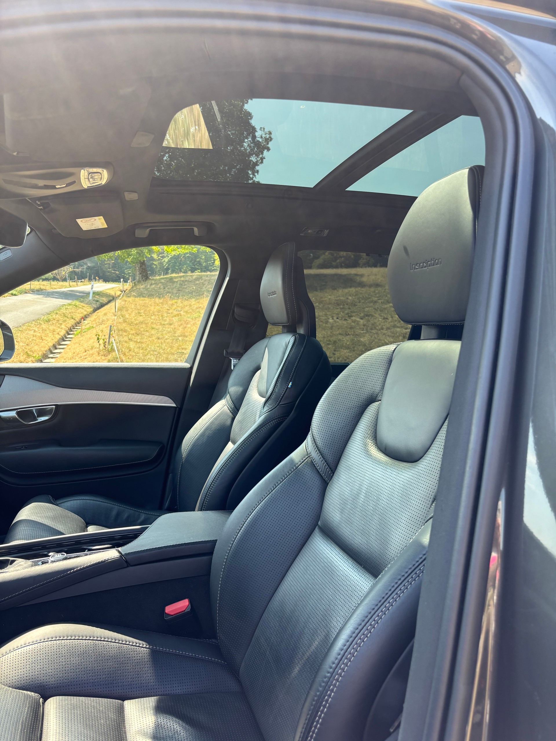 VOLVO XC90 2.0 T5 Inscription 7P. AWD-image-4
