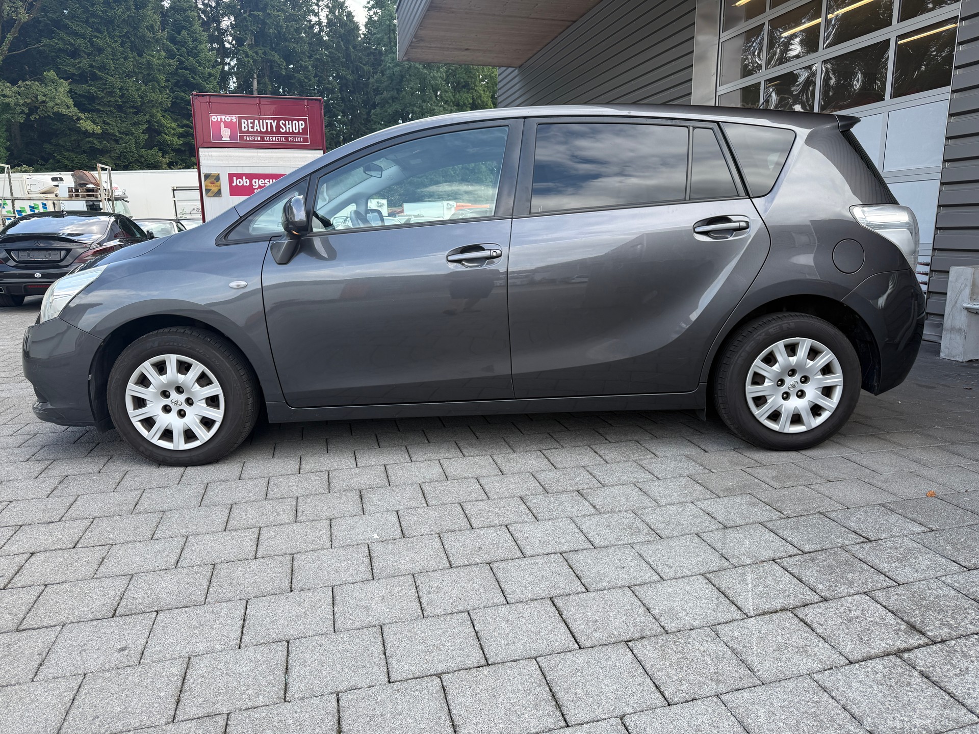 TOYOTA Verso 1.8 easy-image-2
