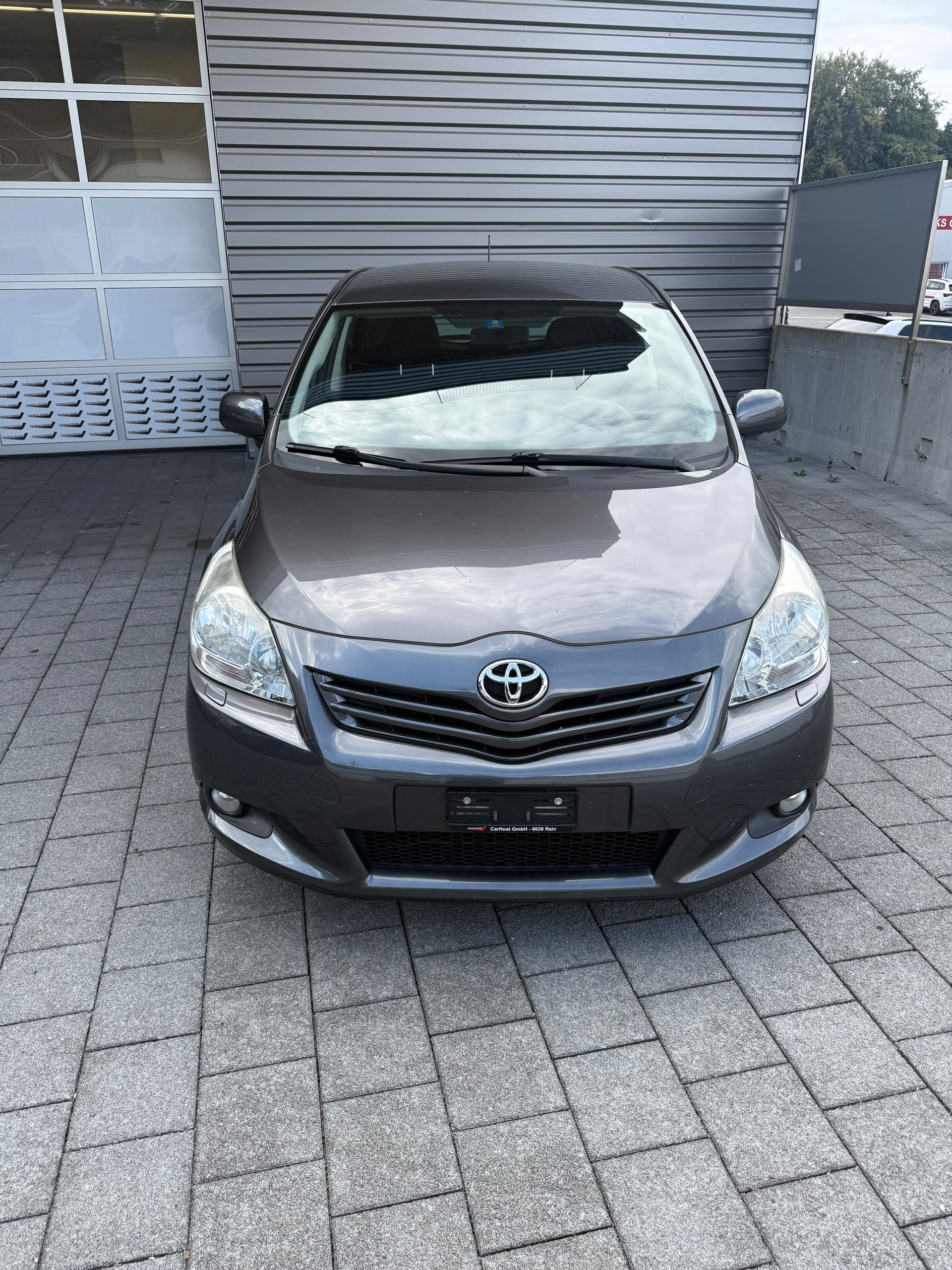 TOYOTA Verso 1.8 easy-image-0