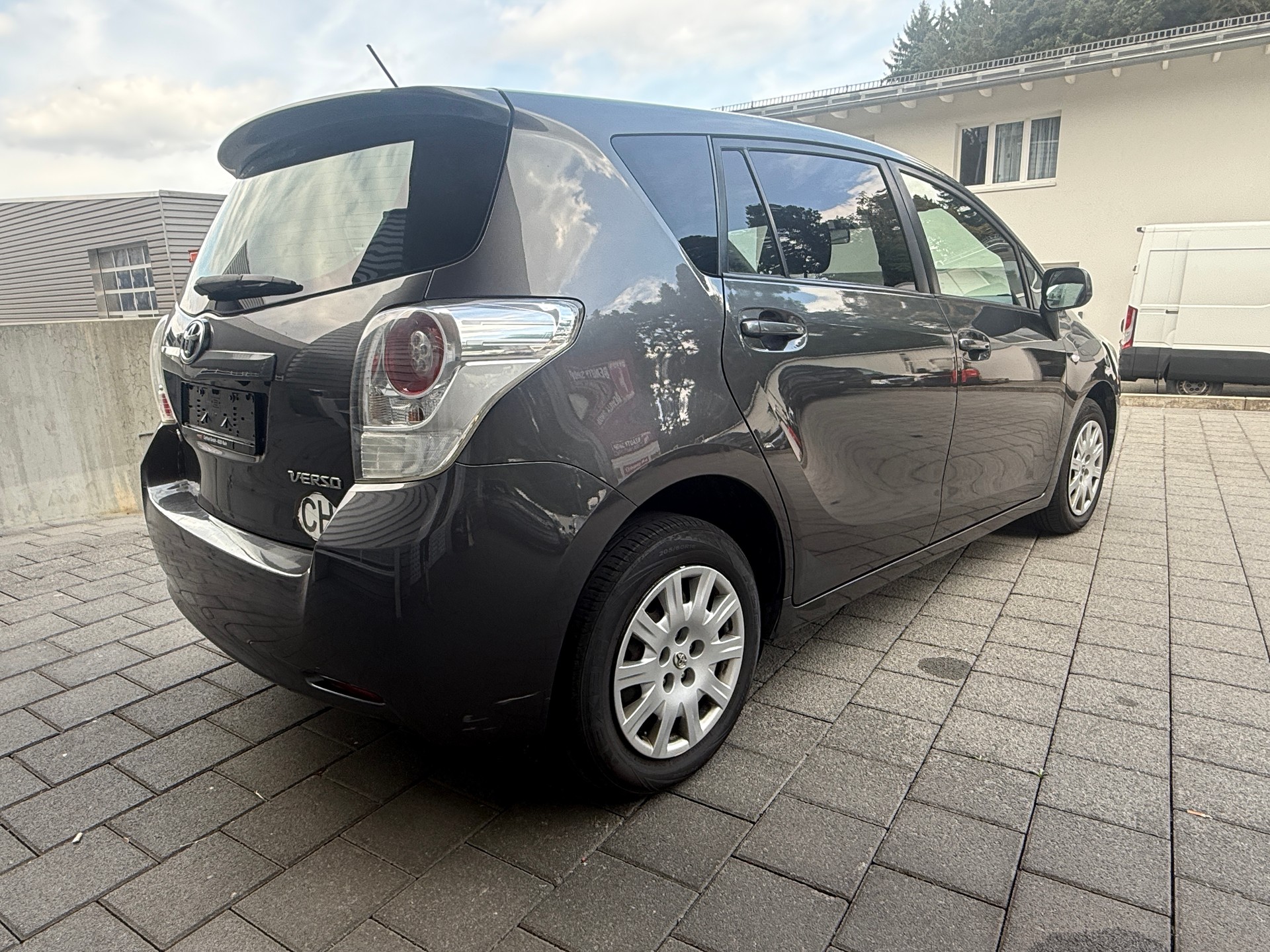 TOYOTA Verso 1.8 easy-image-5