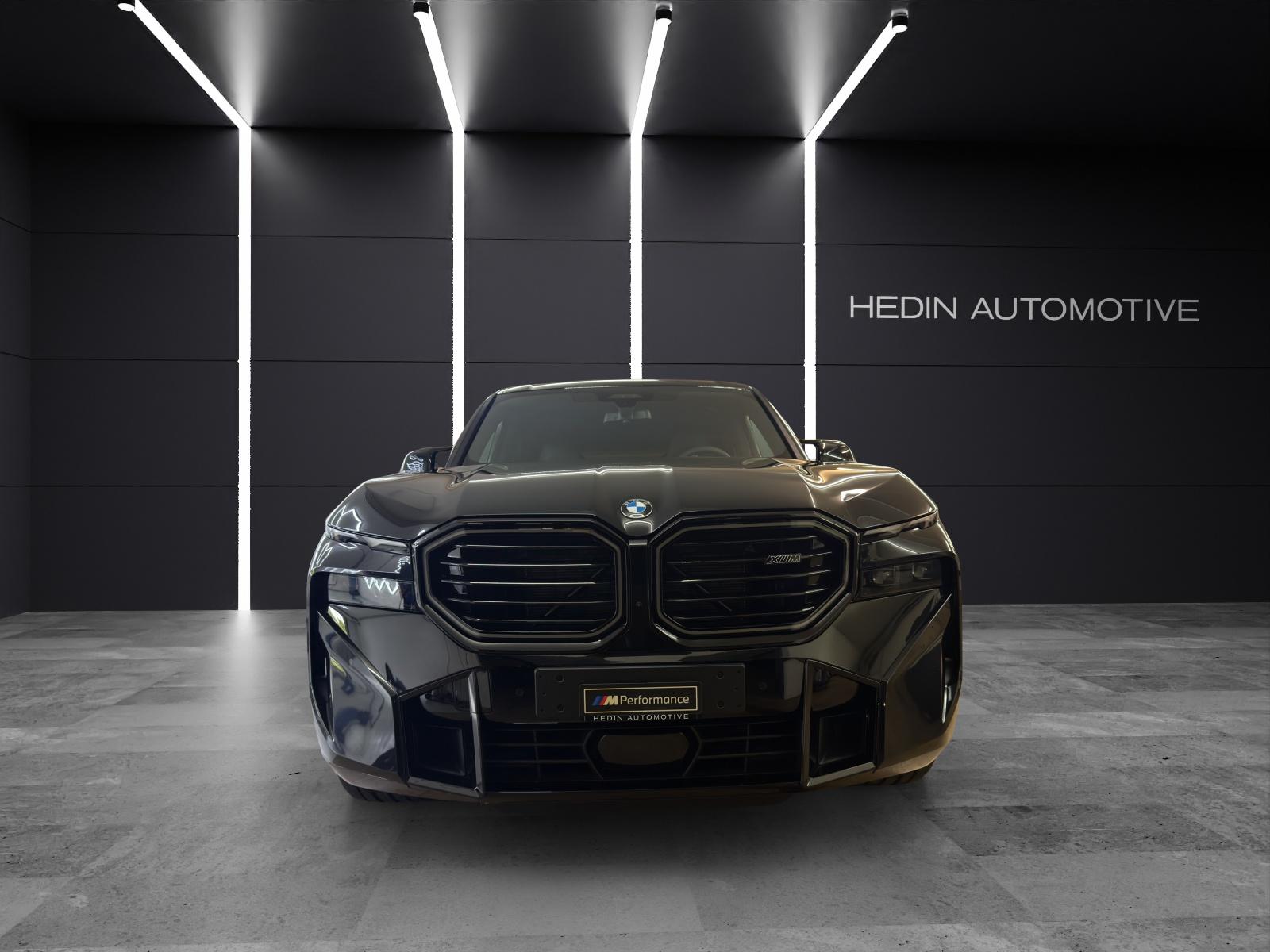 BMW XM 50e Plug-in Hybrid-image-7