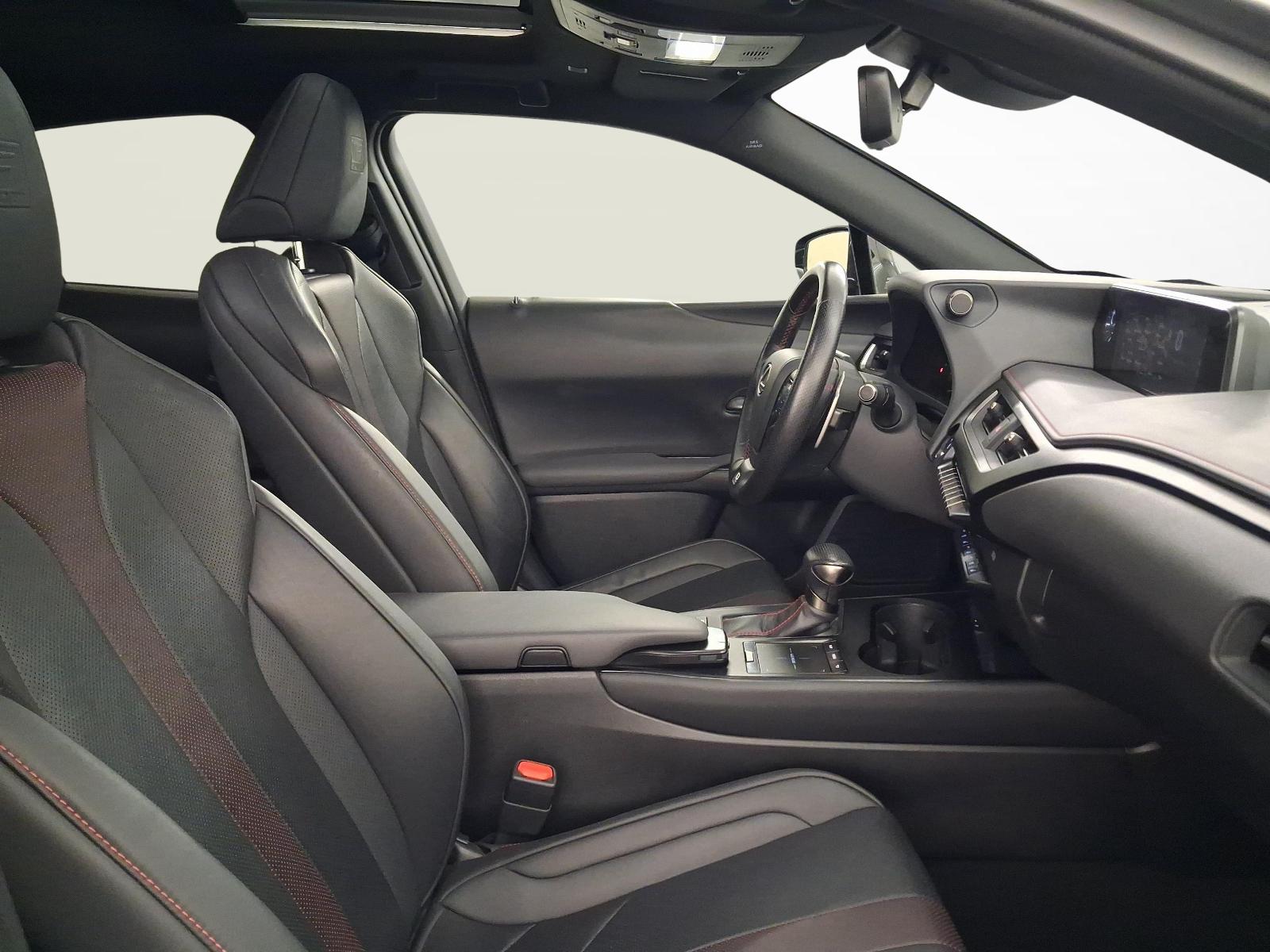 LEXUS UX 250h F-Sport-image-9