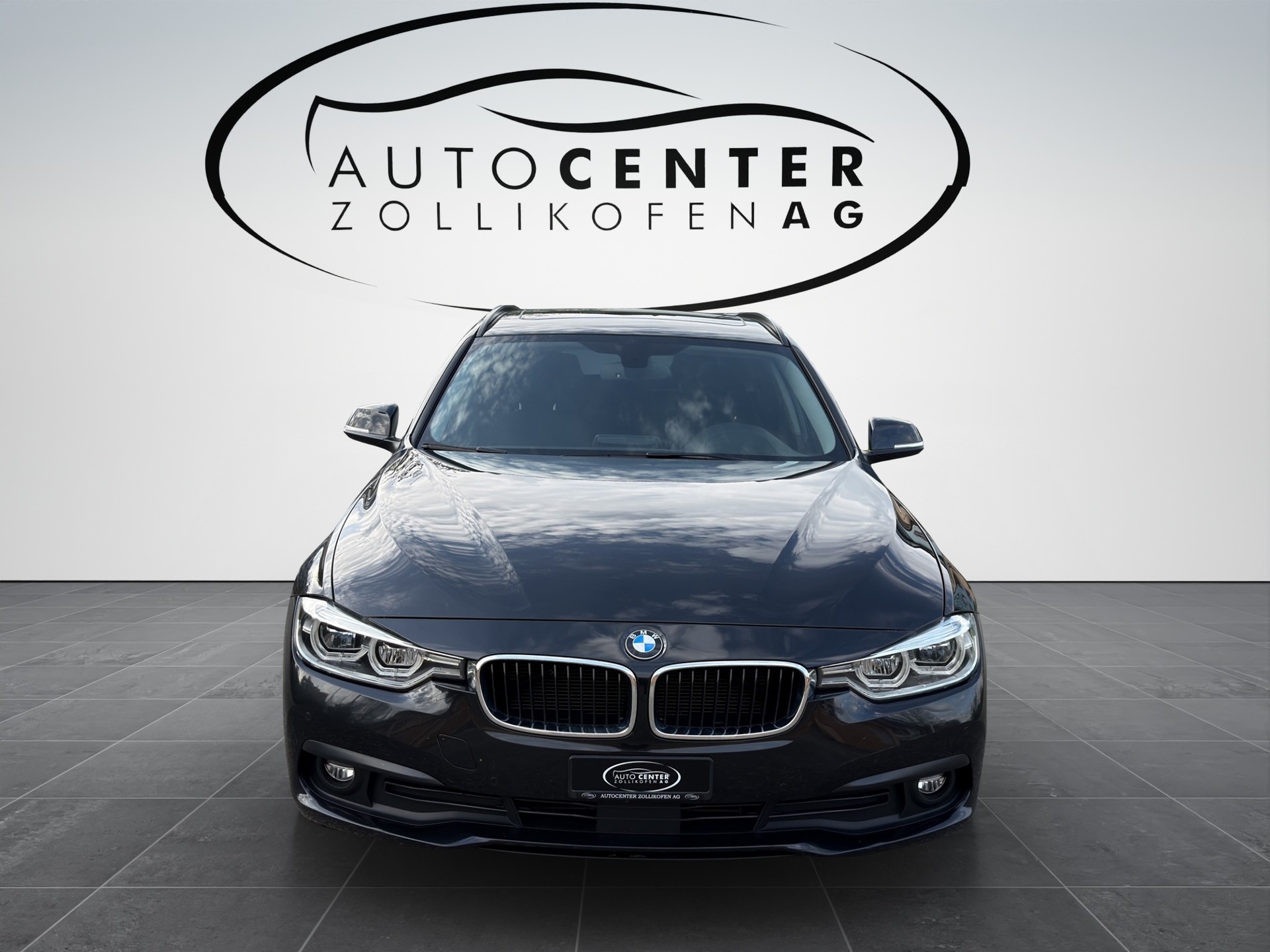 BMW 320d xDrive Touring Edition Sport Line Steptronic-image-1