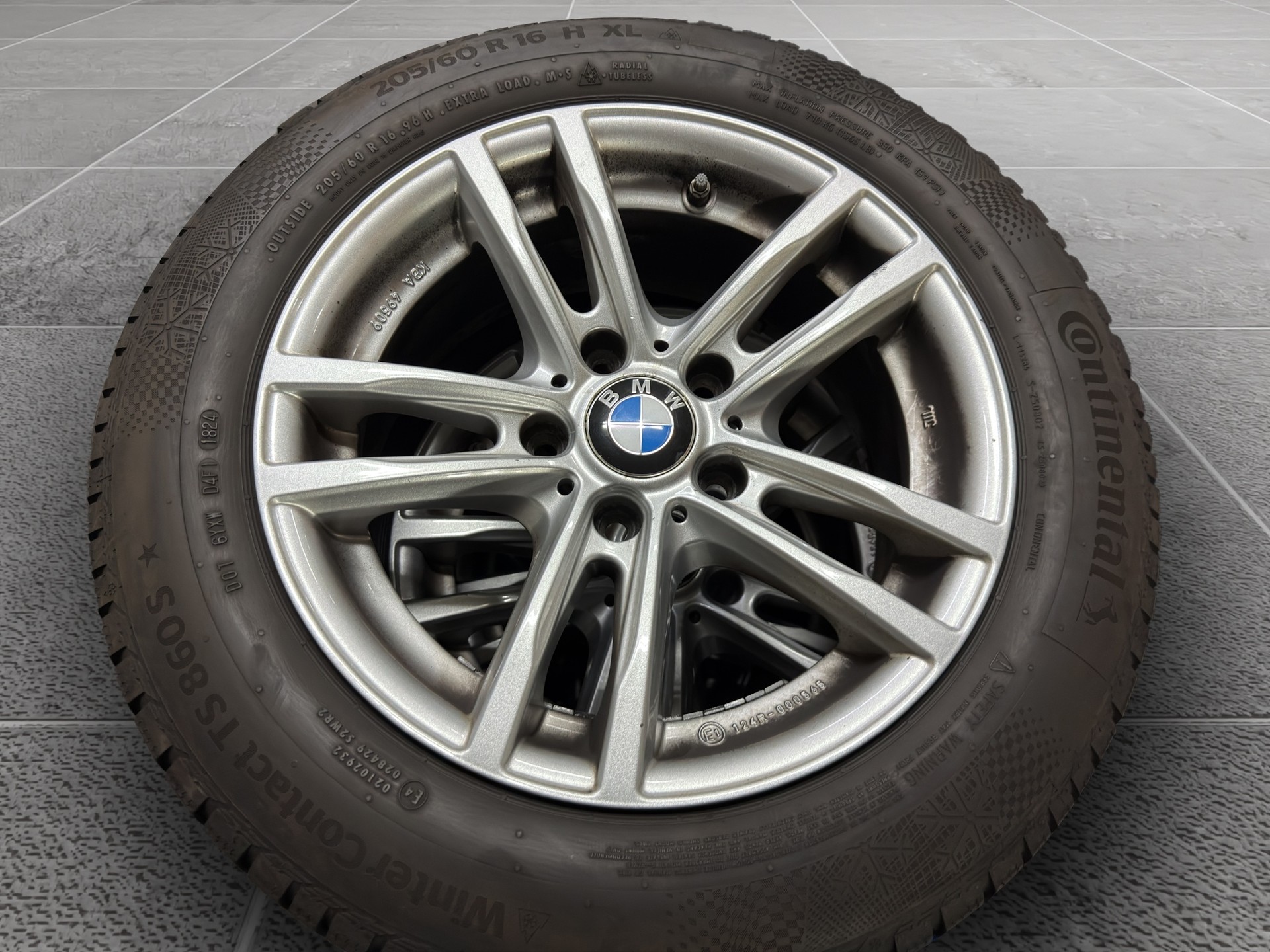 BMW 320d xDrive Touring Edition Sport Line Steptronic-image-21