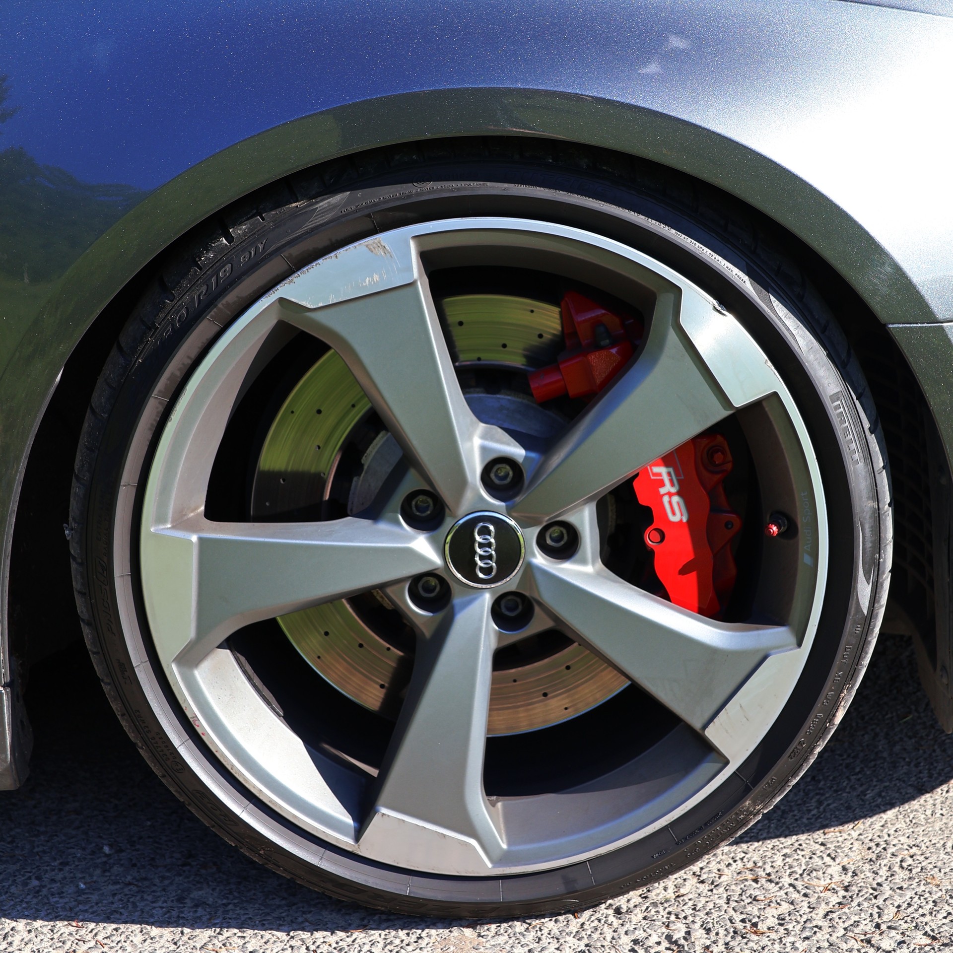 AUDI 2.5 T FSI quattro S-Tronic-image-13