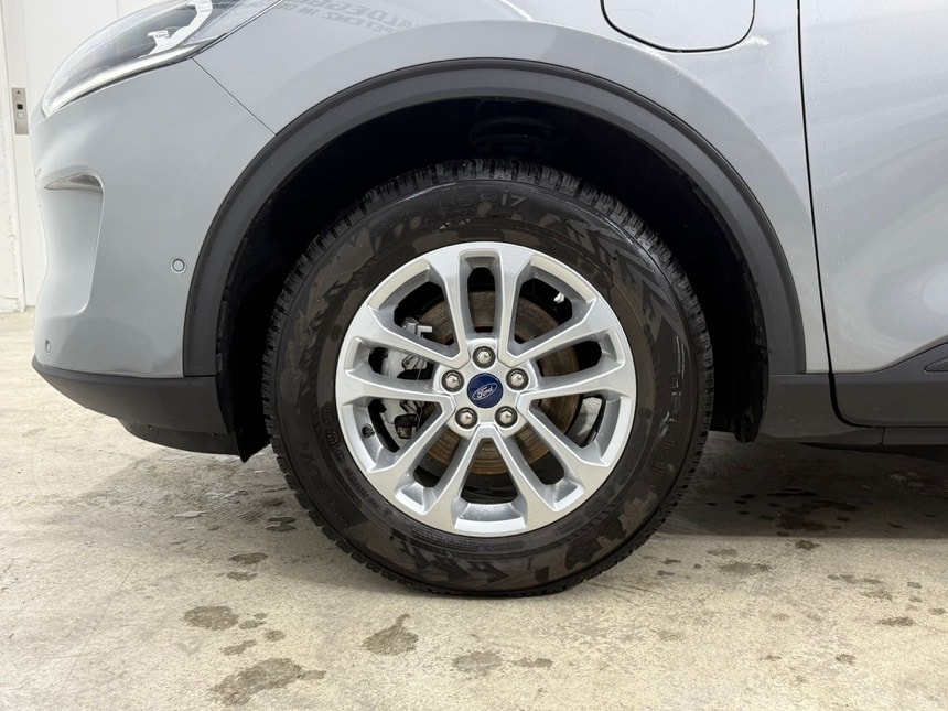 FORD Kuga 2.5 Plug-in Hybrid Titani-image-7