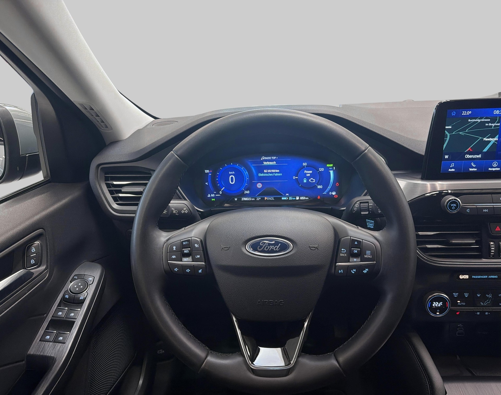 FORD Kuga 2.5 Plug-in Hybrid Titanium-image-10