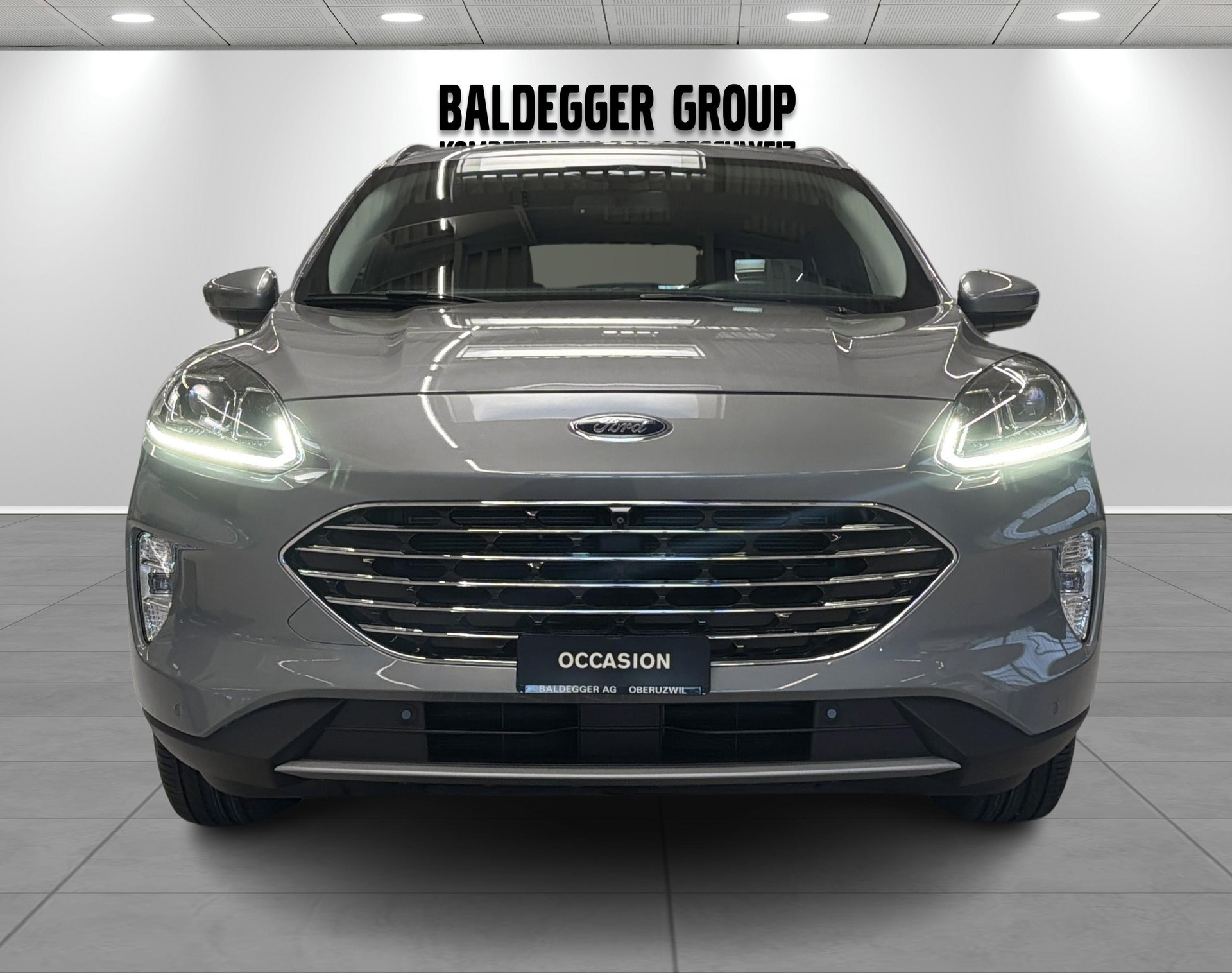 FORD Kuga 2.5 Plug-in Hybrid Titanium-image-5