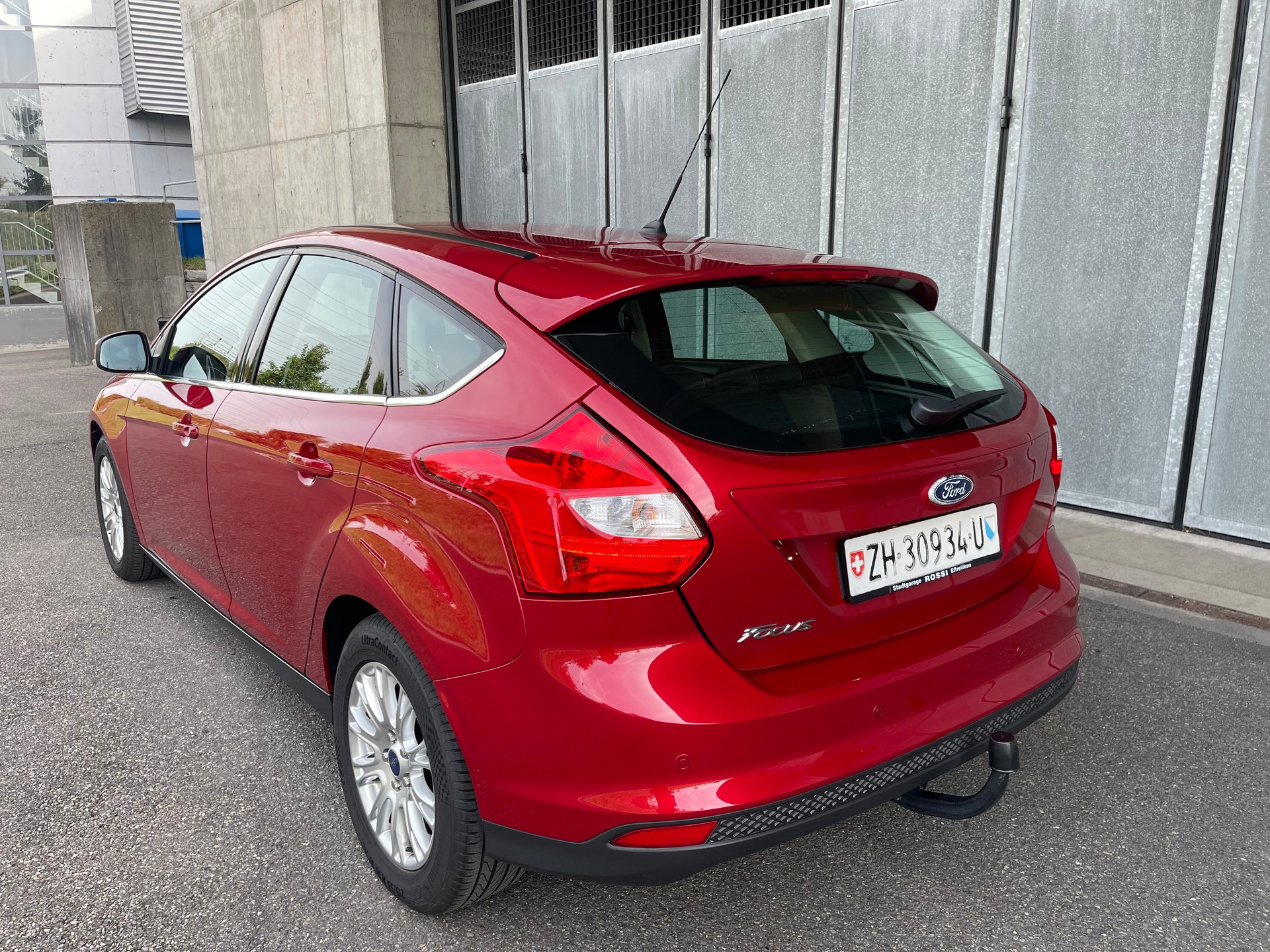 FORD Focus 1.6i Ti-VCT 125 Titanium-image-3