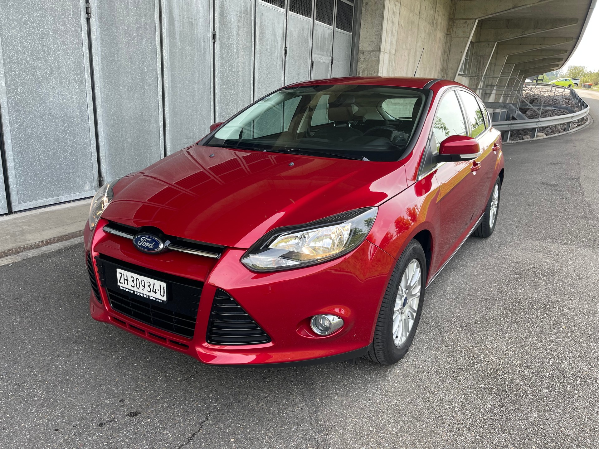 FORD Focus 1.6i Ti-VCT 125 Titanium-image-0