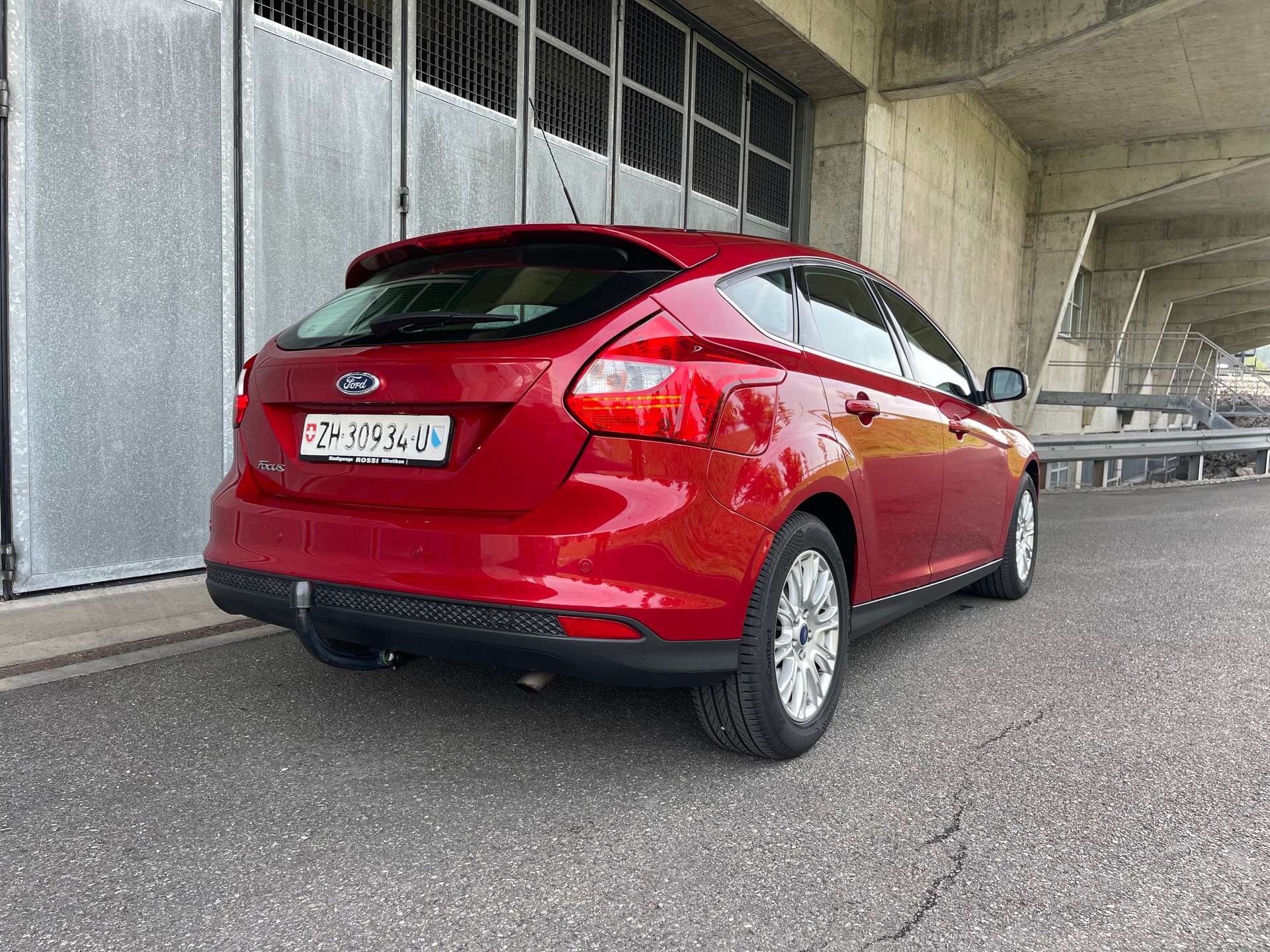 FORD Focus 1.6i Ti-VCT 125 Titanium-image-4