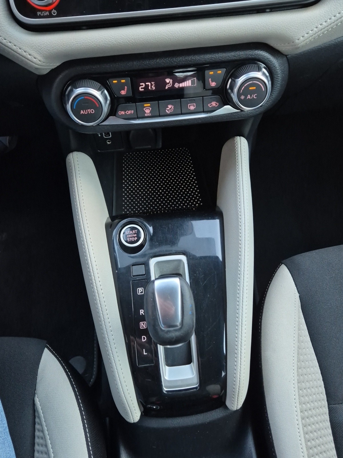 NISSAN Micra IG-T 100 acenta Xtronic-image-15