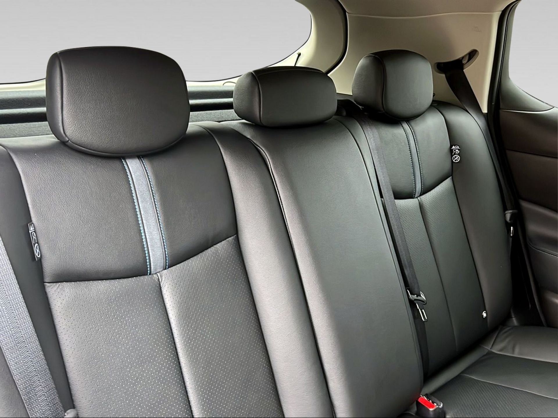 NISSAN Leaf-image-6