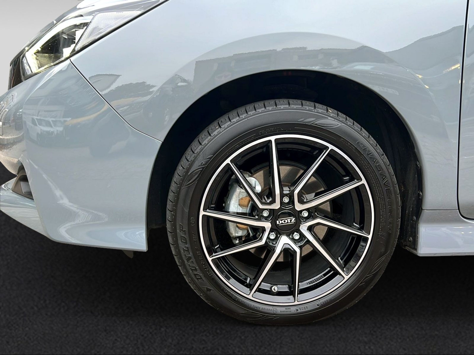 NISSAN Leaf-image-12
