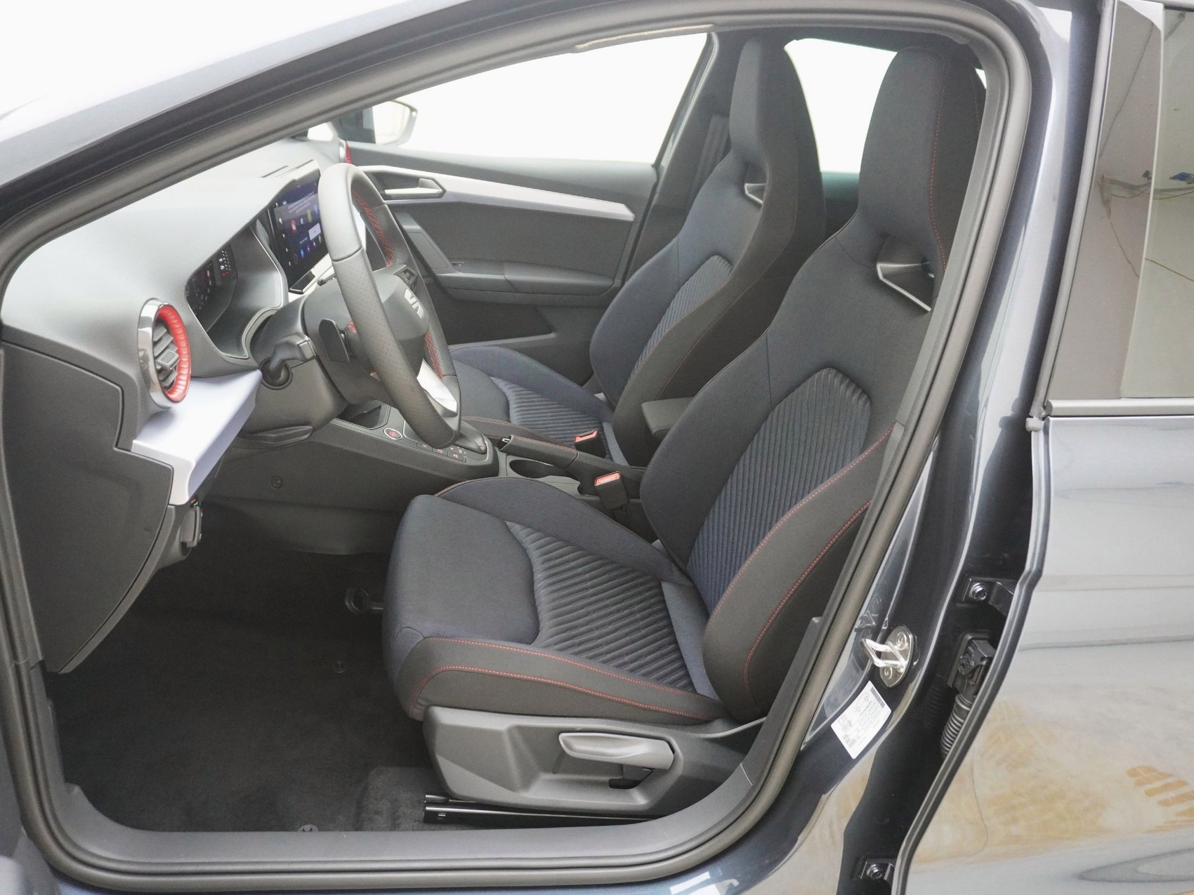 SEAT Ibiza 1.5 TSI FR DSG-image-11