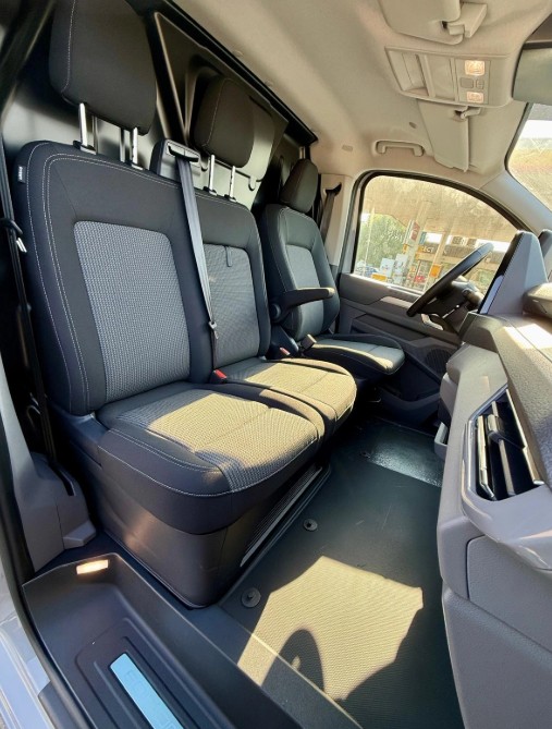 VW Transporter 2.0 TDI Edition 4Motion Lang Automat-image-10