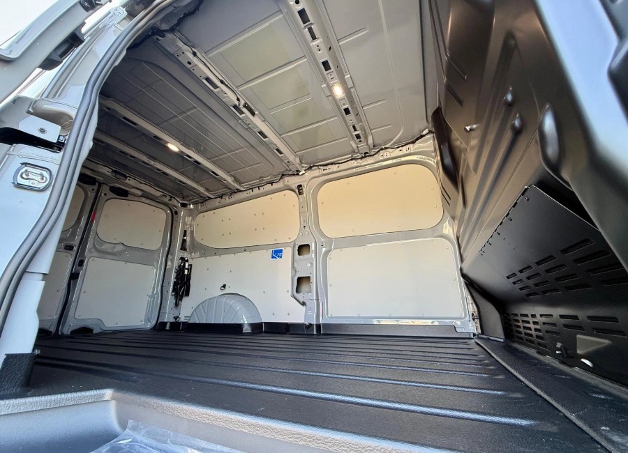 VW Transporter 2.0 TDI Edition 4Motion Lang Automat-image-17