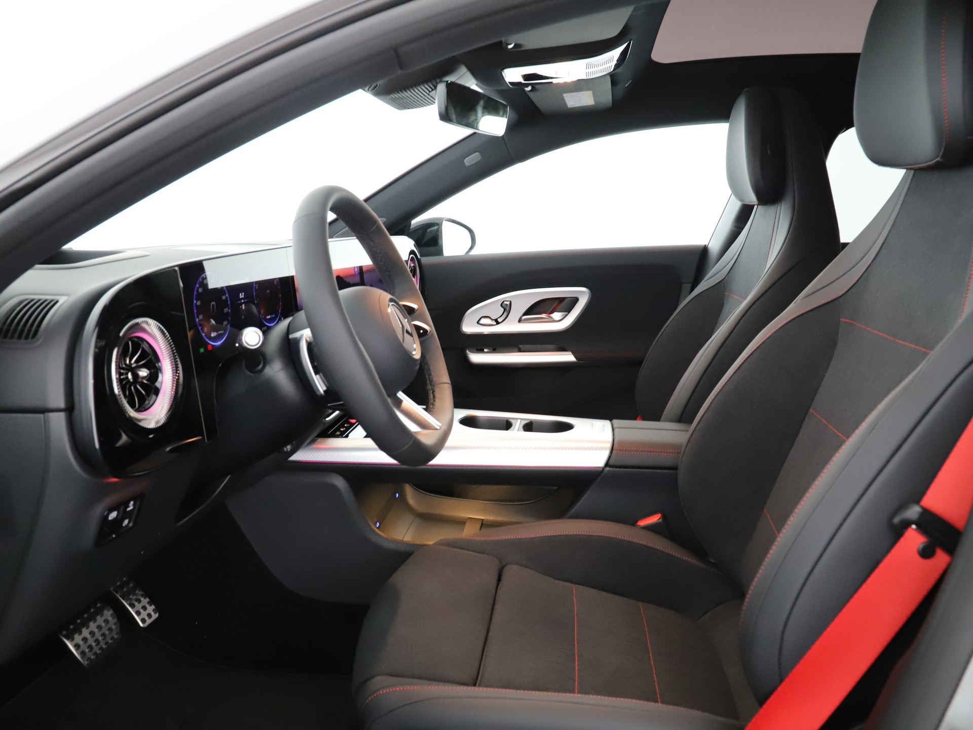 MERCEDES-BENZ CLA SB 220 4M 8G-DCT-image-8