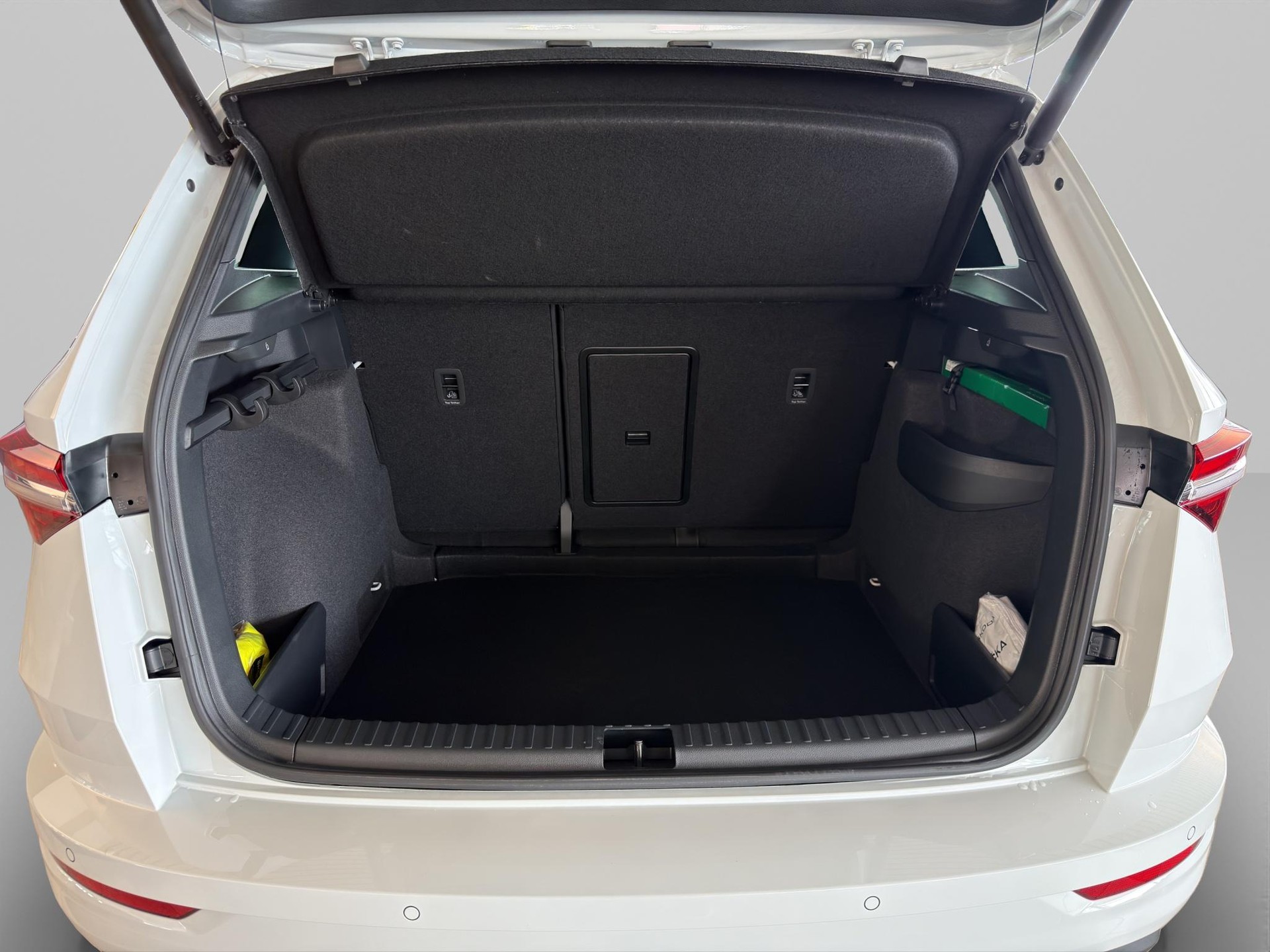 SKODA Karoq 1.5 TSI SportLine DSG-image-9