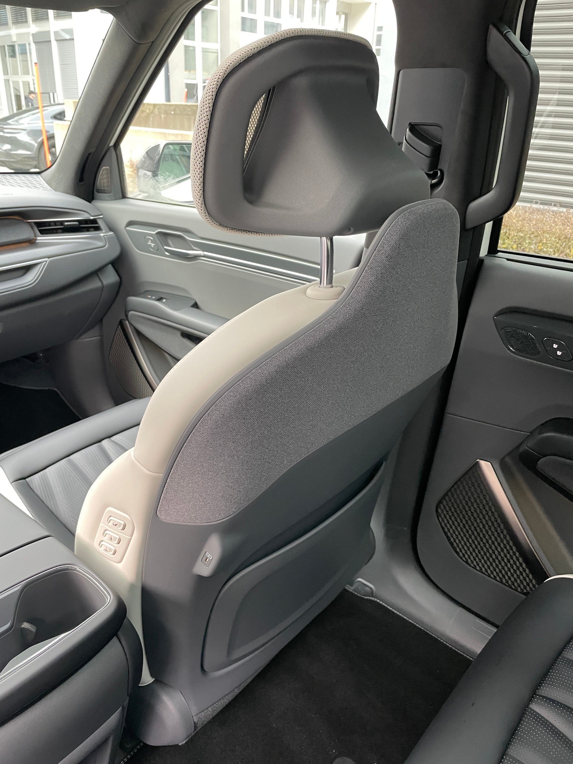 KIA EV9 99,8 kWh GT-Line 4x4 7-Sitzer mit Panoramadach-image-16