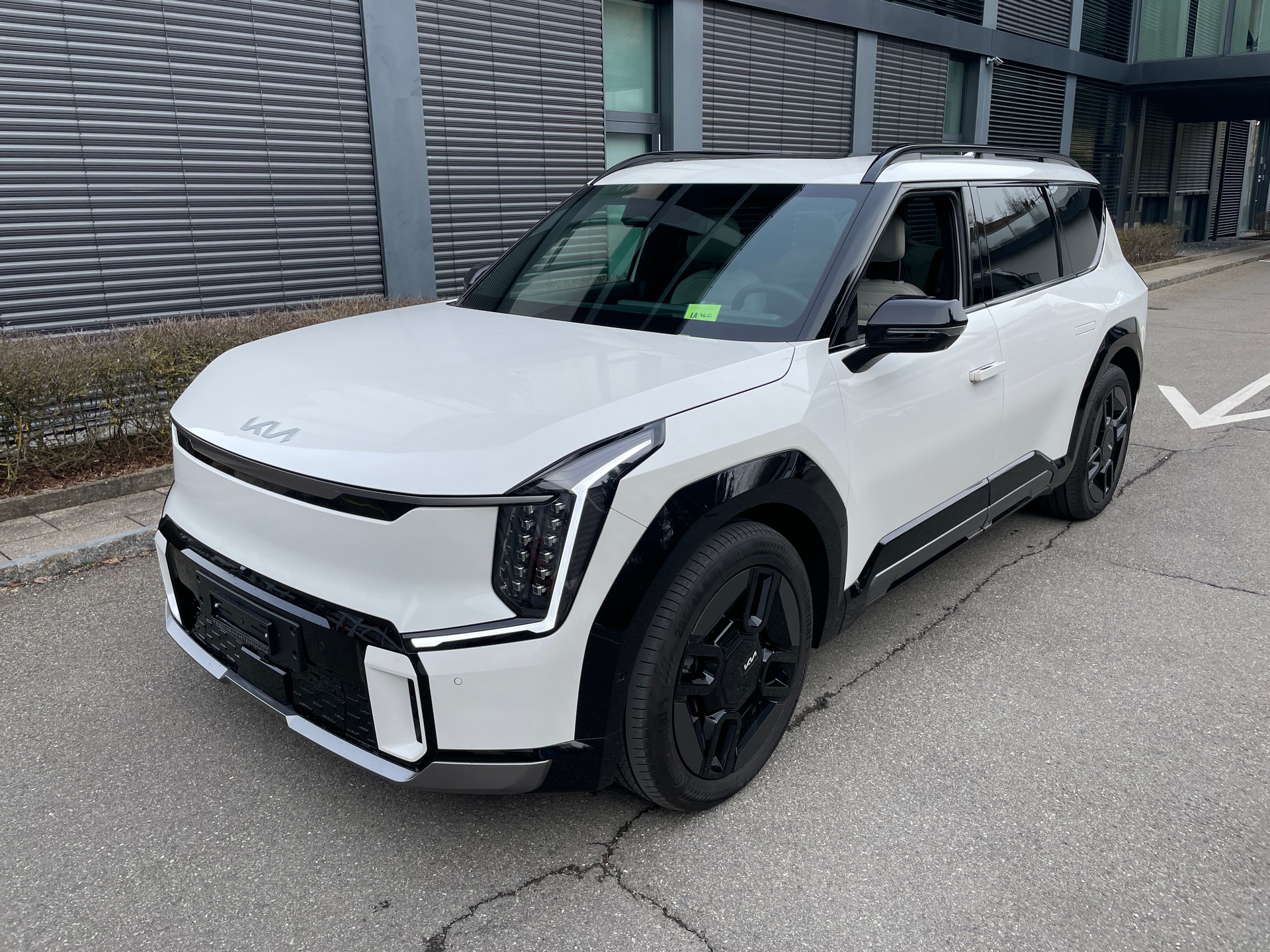 KIA EV9 99,8 kWh GT-Line 4x4 7-Sitzer mit Panoramadach-image-0