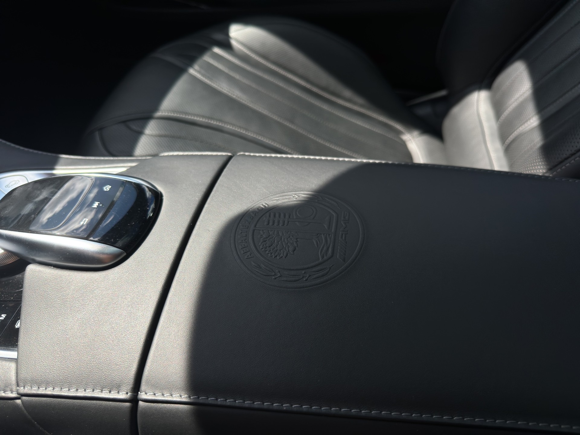 MERCEDES-BENZ S 63 AMG Coupé 4Matic Speedshift MCT-image-16