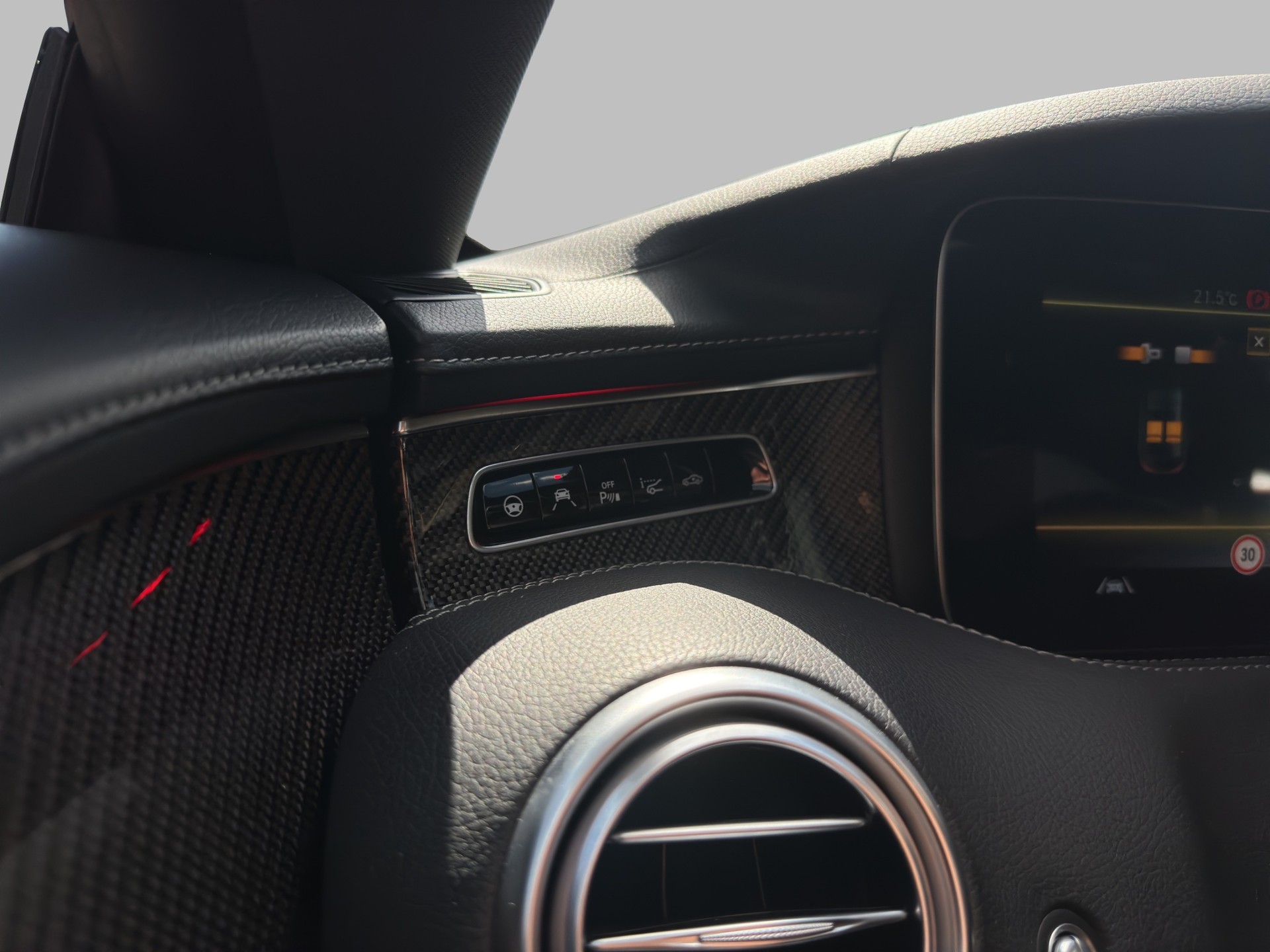 MERCEDES-BENZ S 63 AMG Coupé 4Matic Speedshift MCT-image-14
