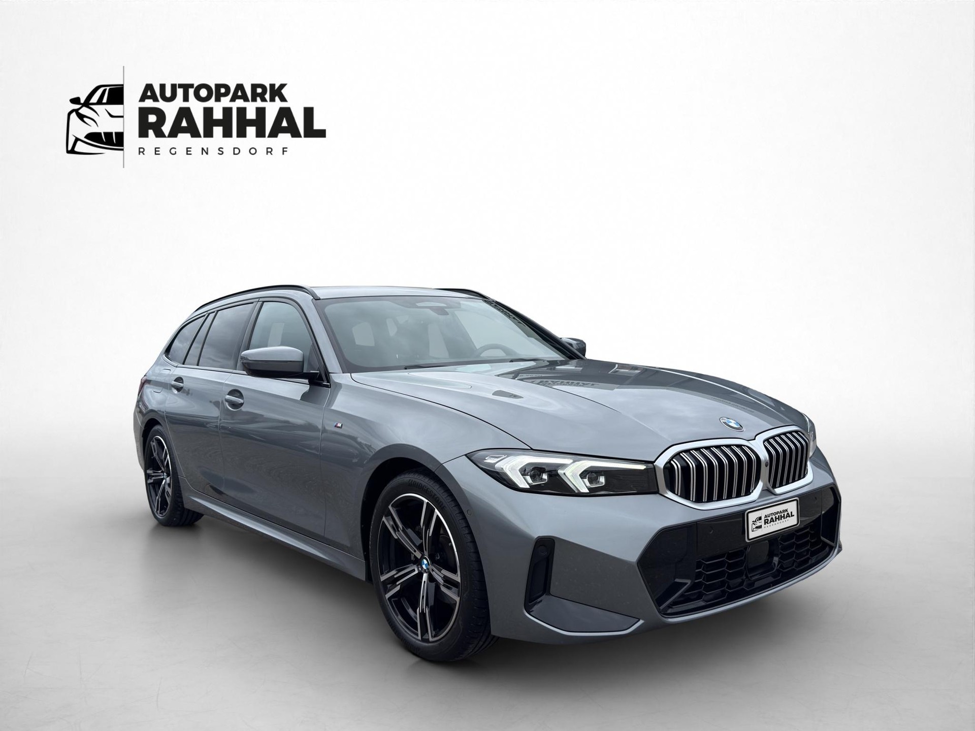 BMW 320d xDrive 48V Touring Steptronic M Sport-image-4