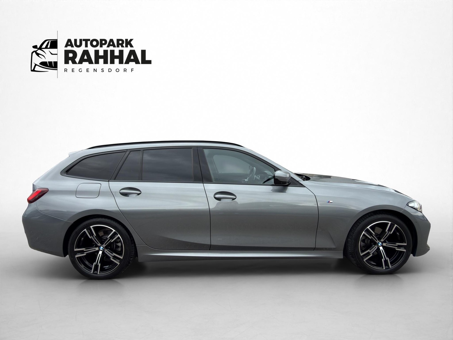 BMW 320d xDrive 48V Touring Steptronic M Sport-image-5