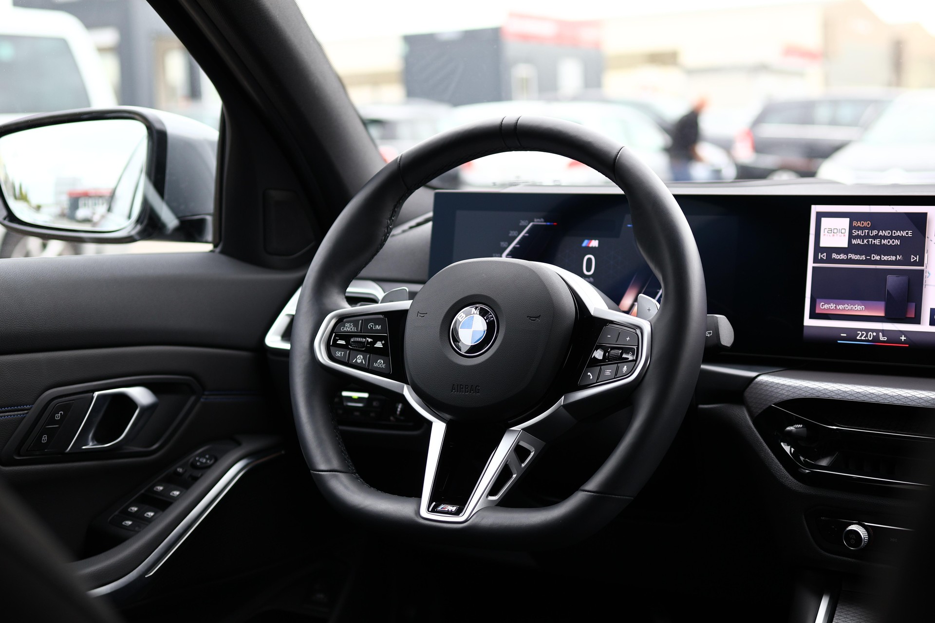 BMW 320d xDrive 48V Touring Steptronic M Sport-image-21