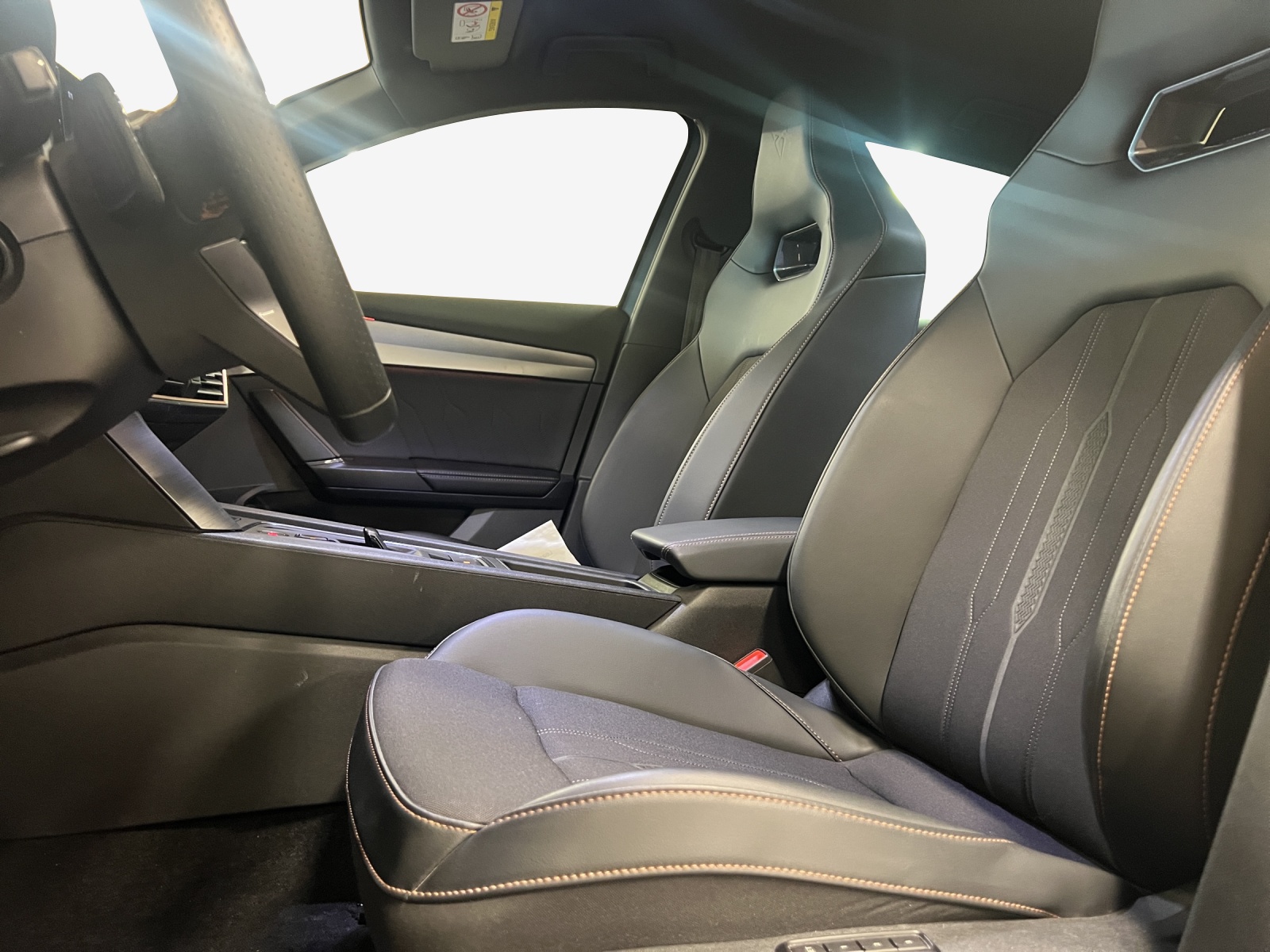 CUPRA Formentor 2.0TSI VZ DSG-image-7