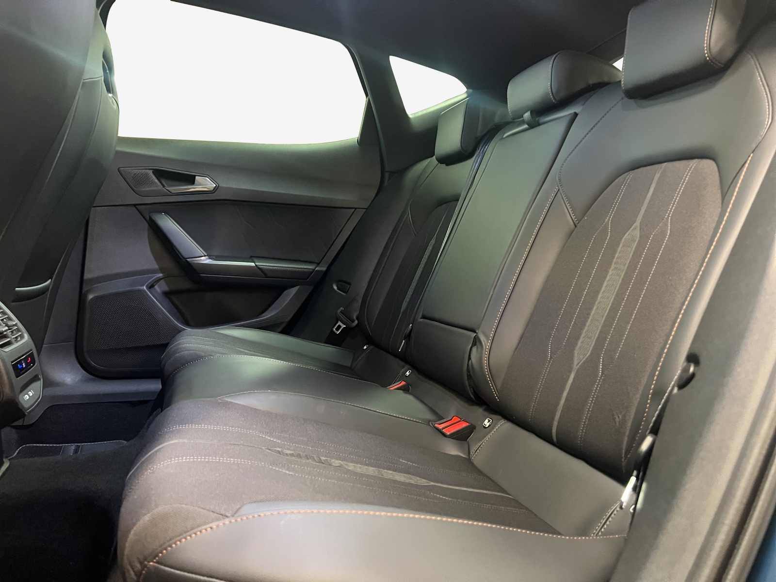 CUPRA Formentor 2.0TSI VZ DSG-image-11