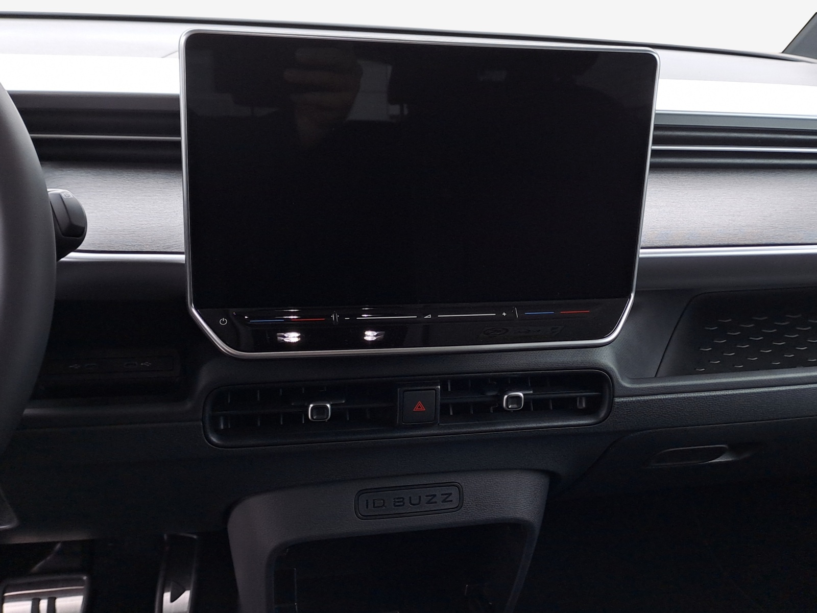 VW ID. Buzz Pro 4Motion-image-10