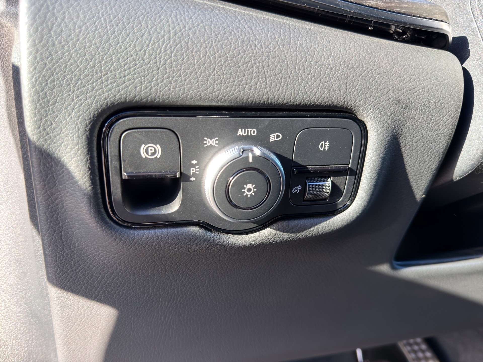 MERCEDES-BENZ V-Klasse V447 Van V 250 d Style lang-image-19