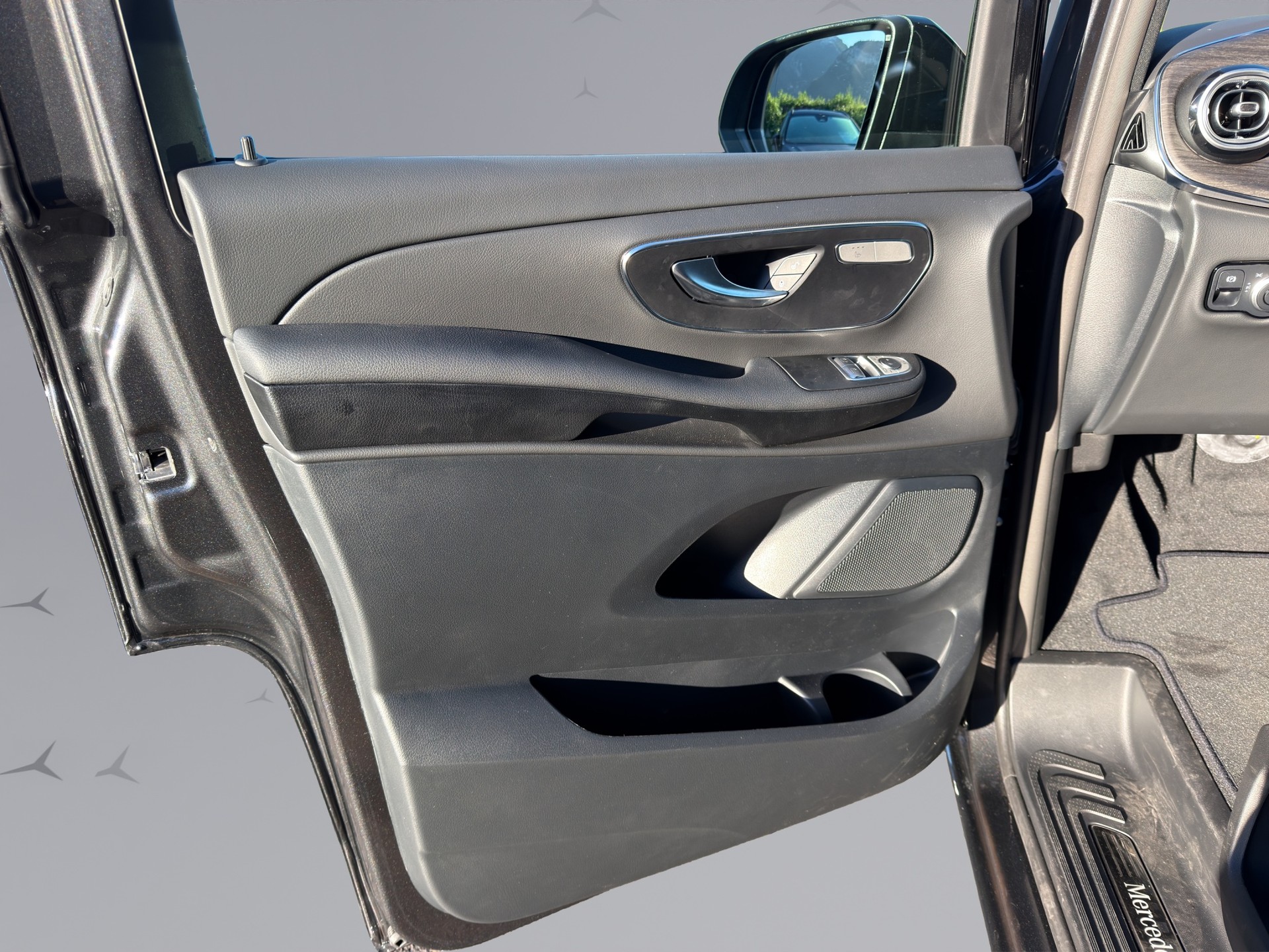 MERCEDES-BENZ V-Klasse V447 Van V 250 d Style lang-image-14