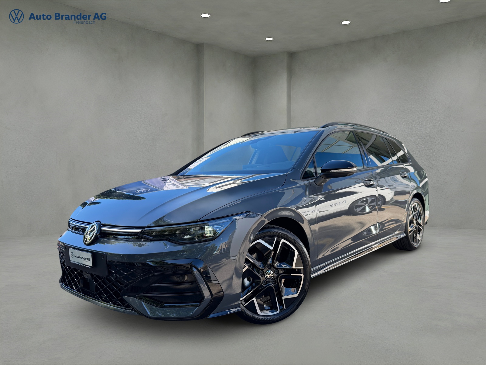 VW Golf Variant 2.0 TSI R-Line DSG 4 Motion-image-0