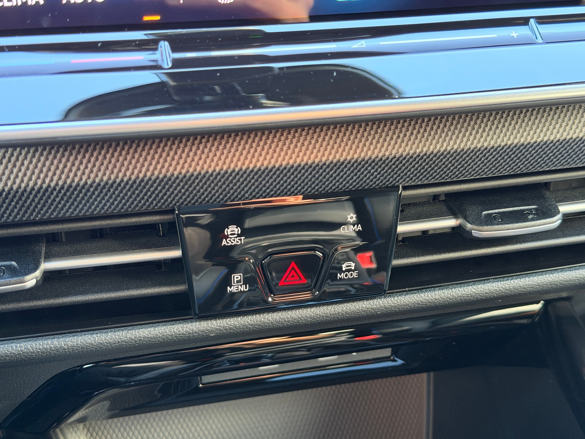 VW Golf Variant 2.0 TSI R-Line DSG 4 Motion-image-20