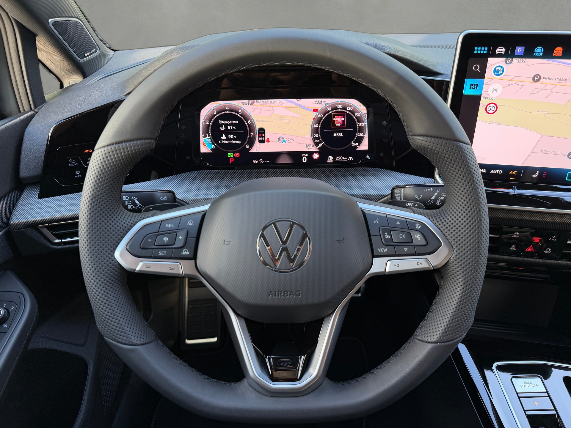 VW Golf Variant 2.0 TSI R-Line DSG 4 Motion-image-23