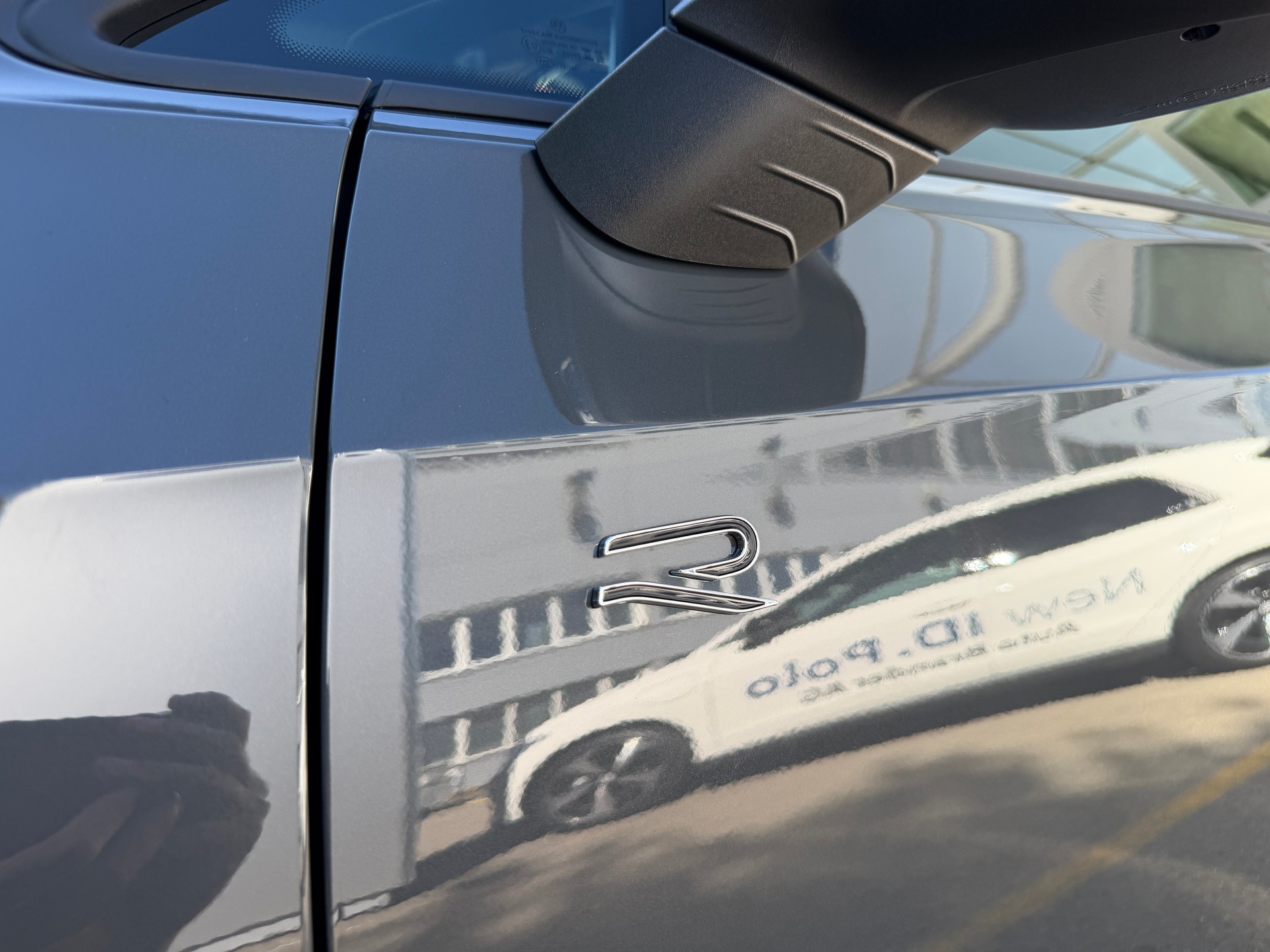 VW Golf Variant 2.0 TSI R-Line DSG 4 Motion-image-26