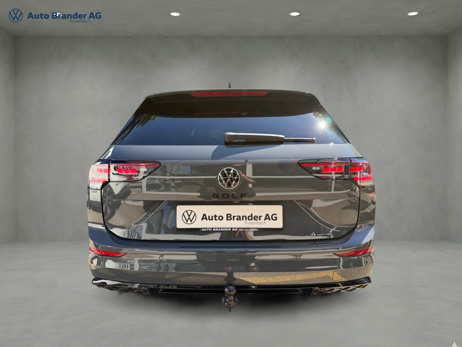 VW Golf Variant 2.0 TSI R-Line DSG 4 Motion-image-4