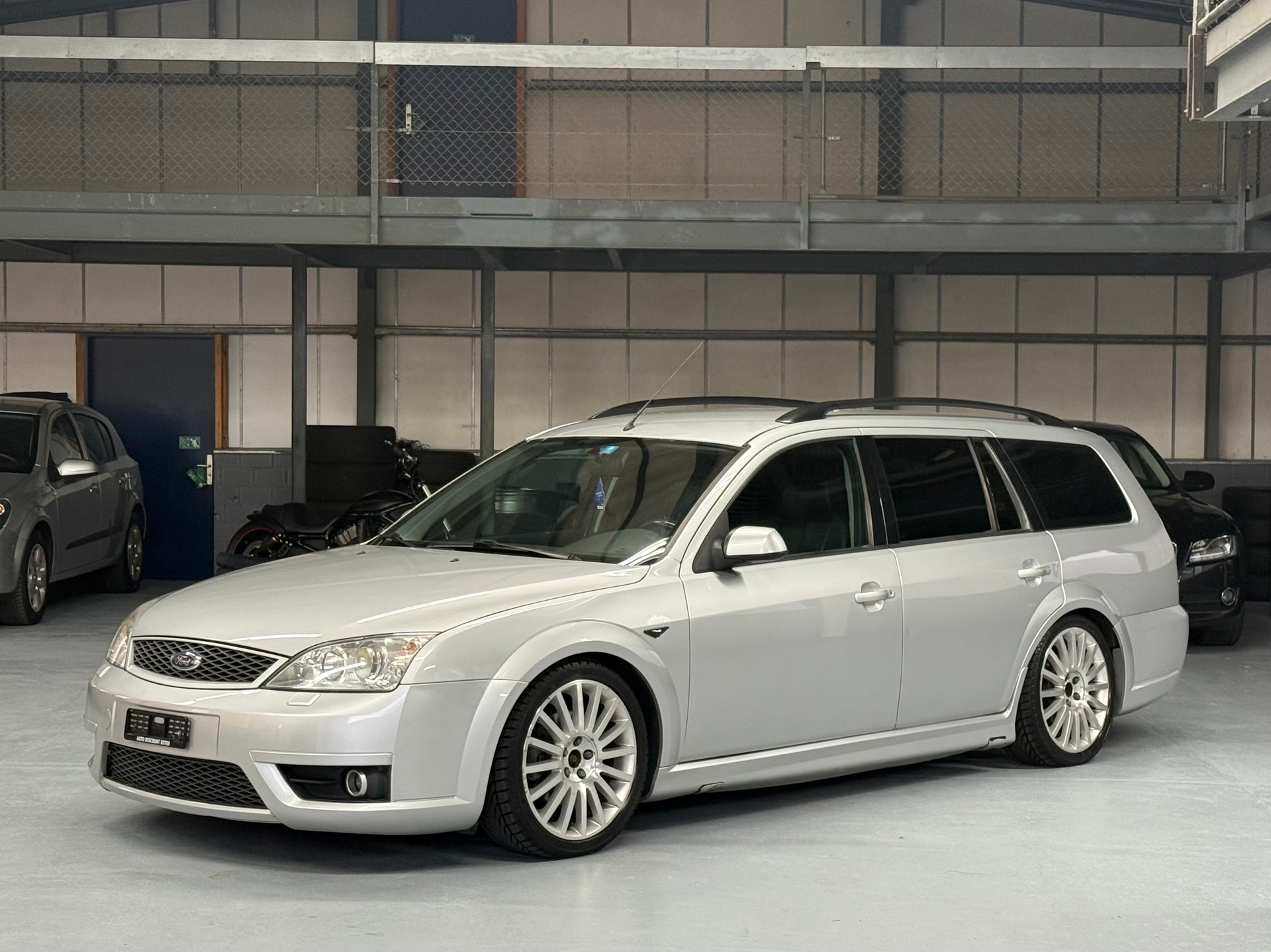 FORD Mondeo 3.0i V6 ST220-image-0