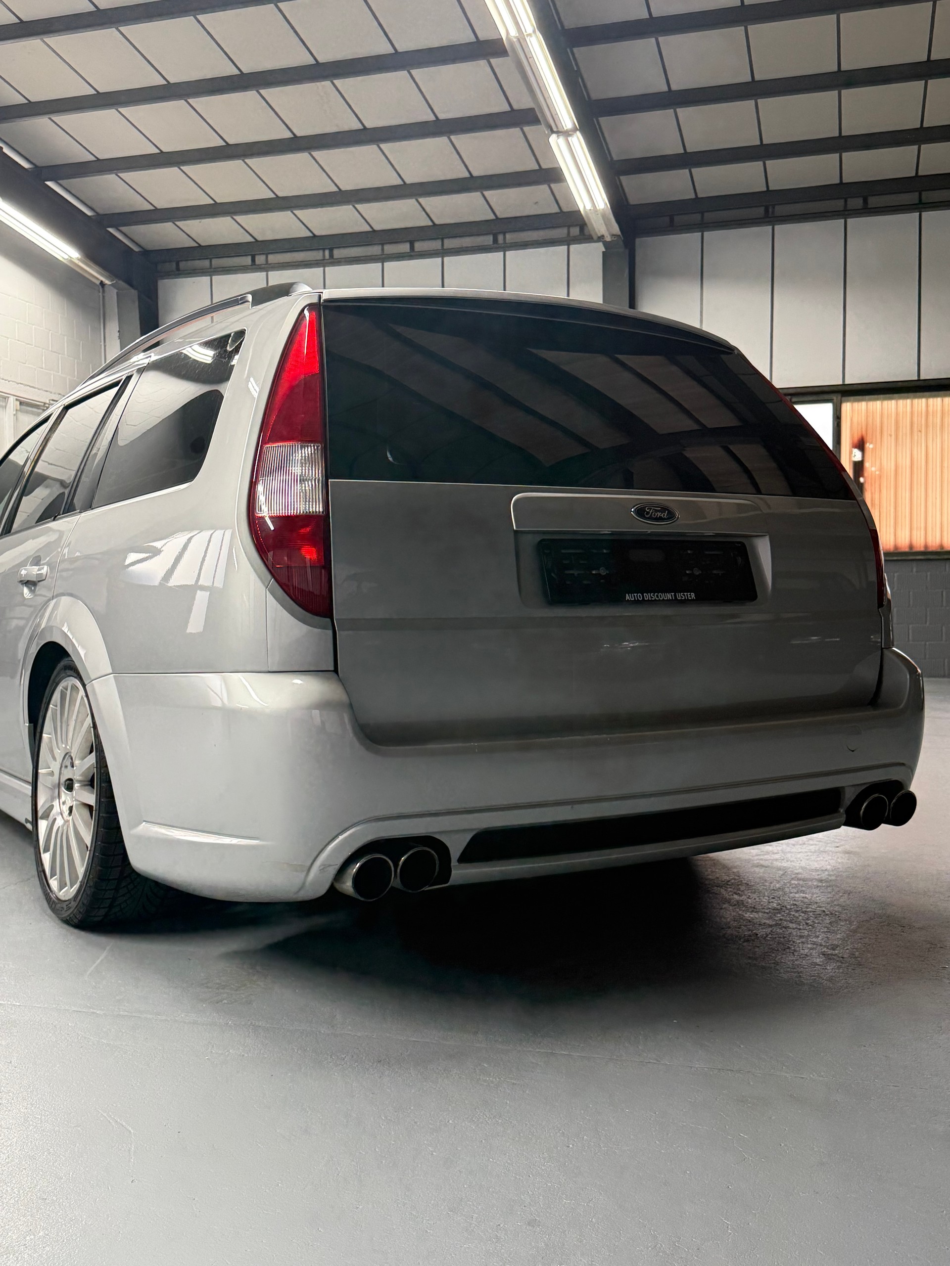 FORD Mondeo 3.0i V6 ST220-image-6